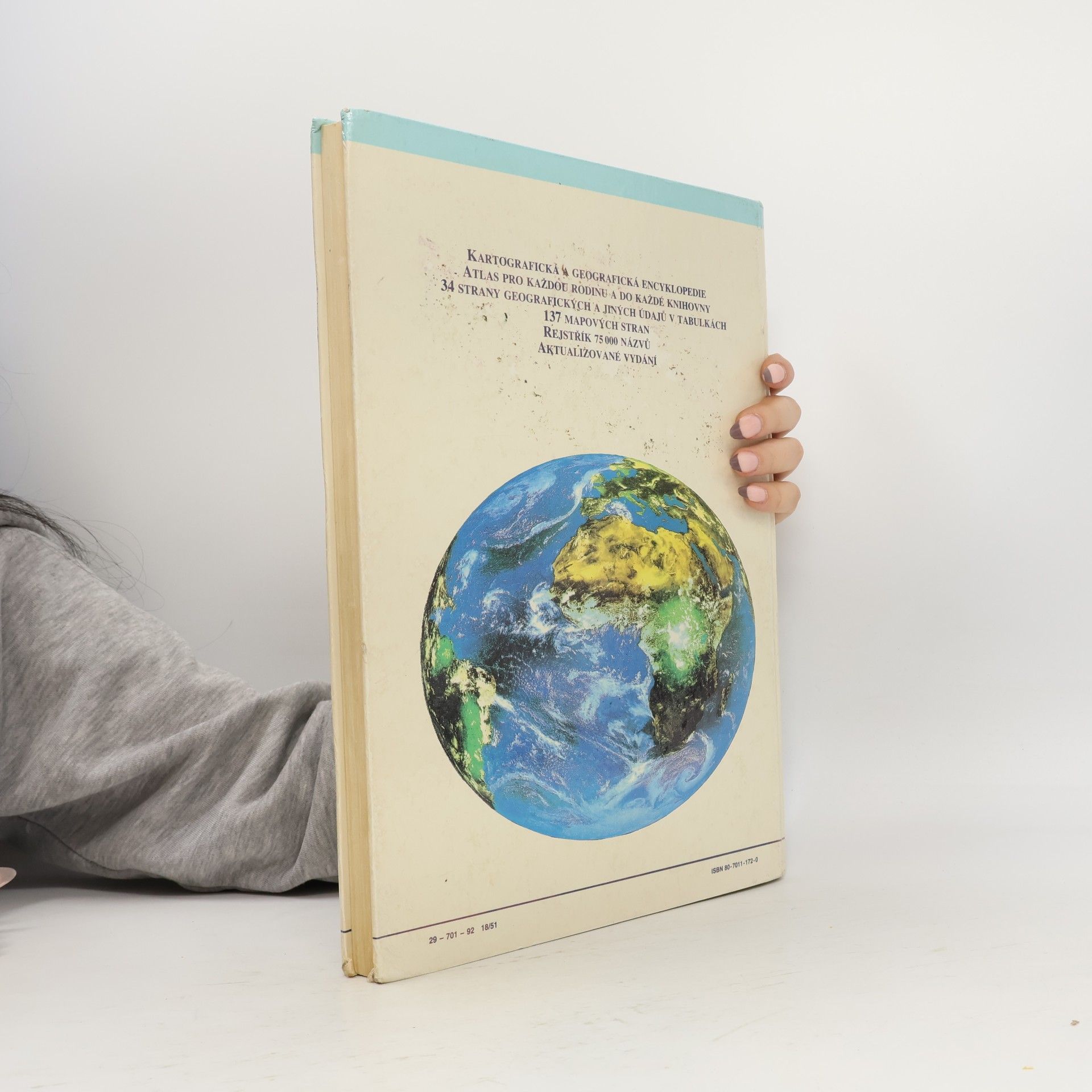 Autorenkollektiv Velký atlas světa