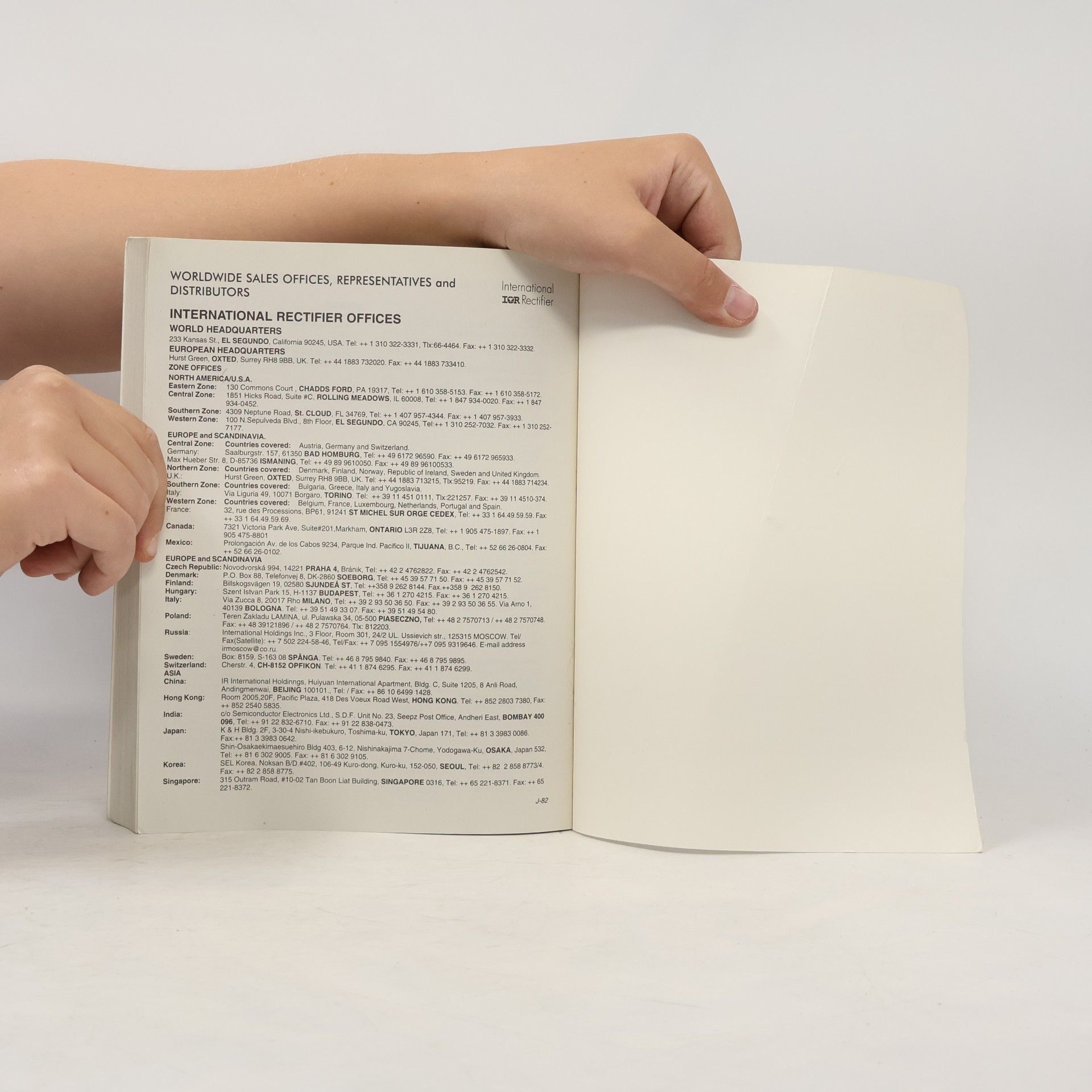 Collectif d'auteurs Short Form Catalog