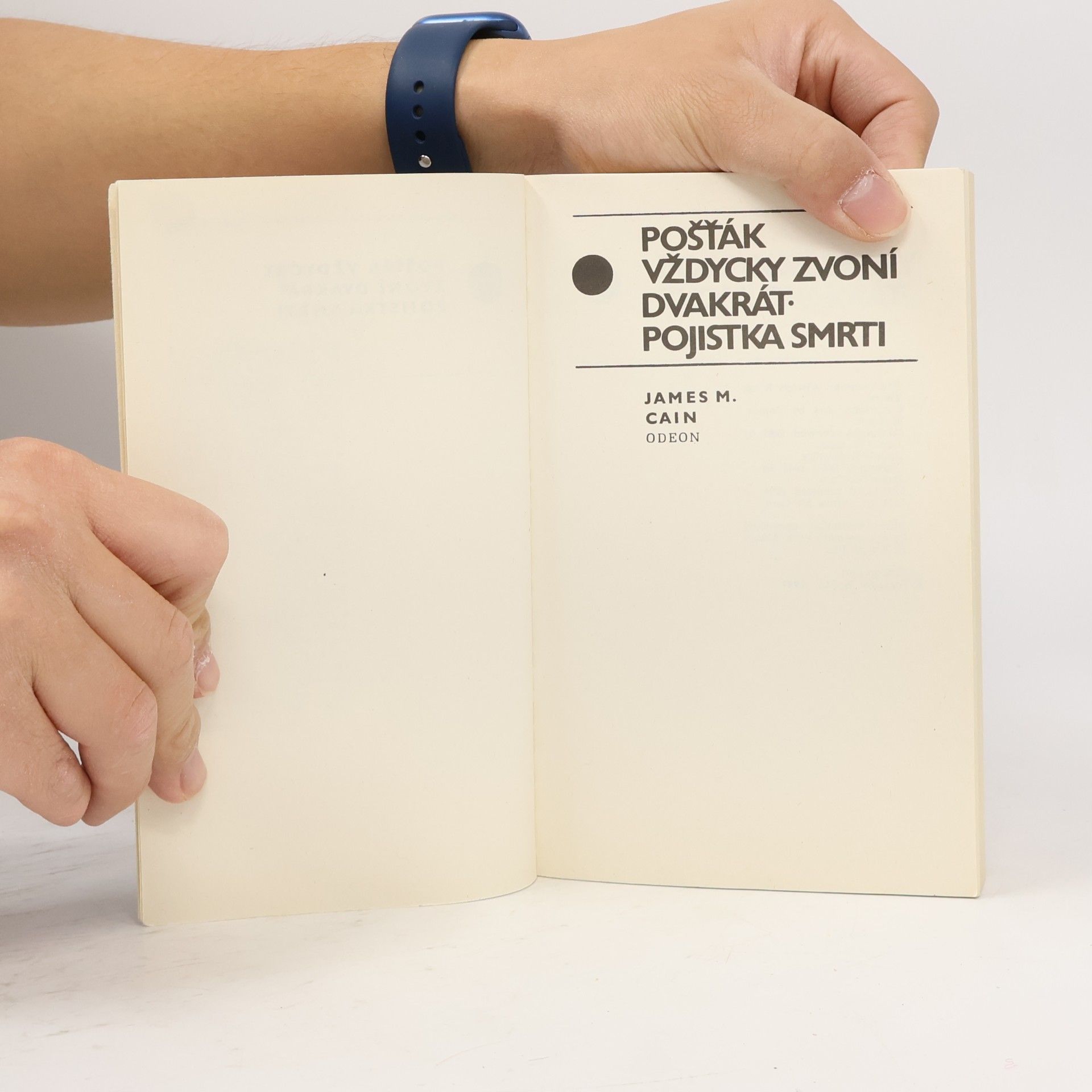 Jaroslav Kořán Pošťák vždycky zvoní dvakrát. Pojistka smrti