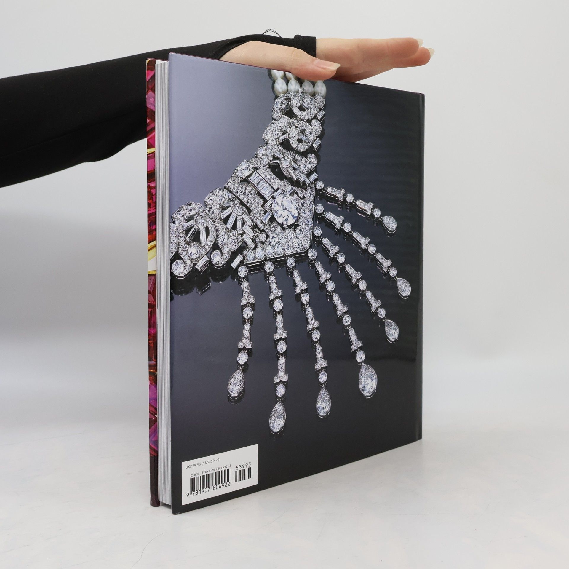Liana Paredes Spectacular: Gems and Jewelry from the Merriweather Post Collection