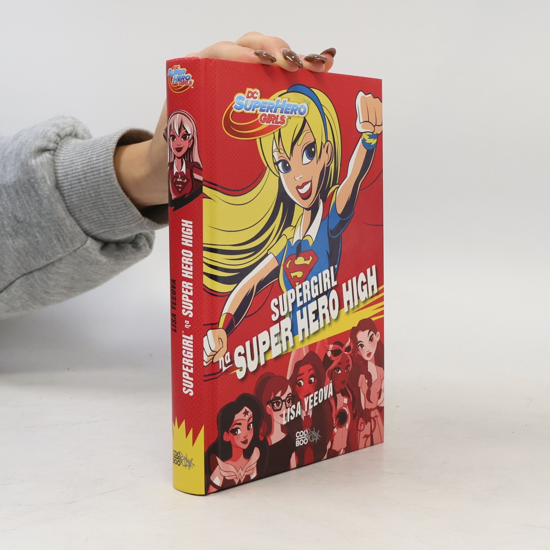 Lisa Yee Supergirl na Super Hero High