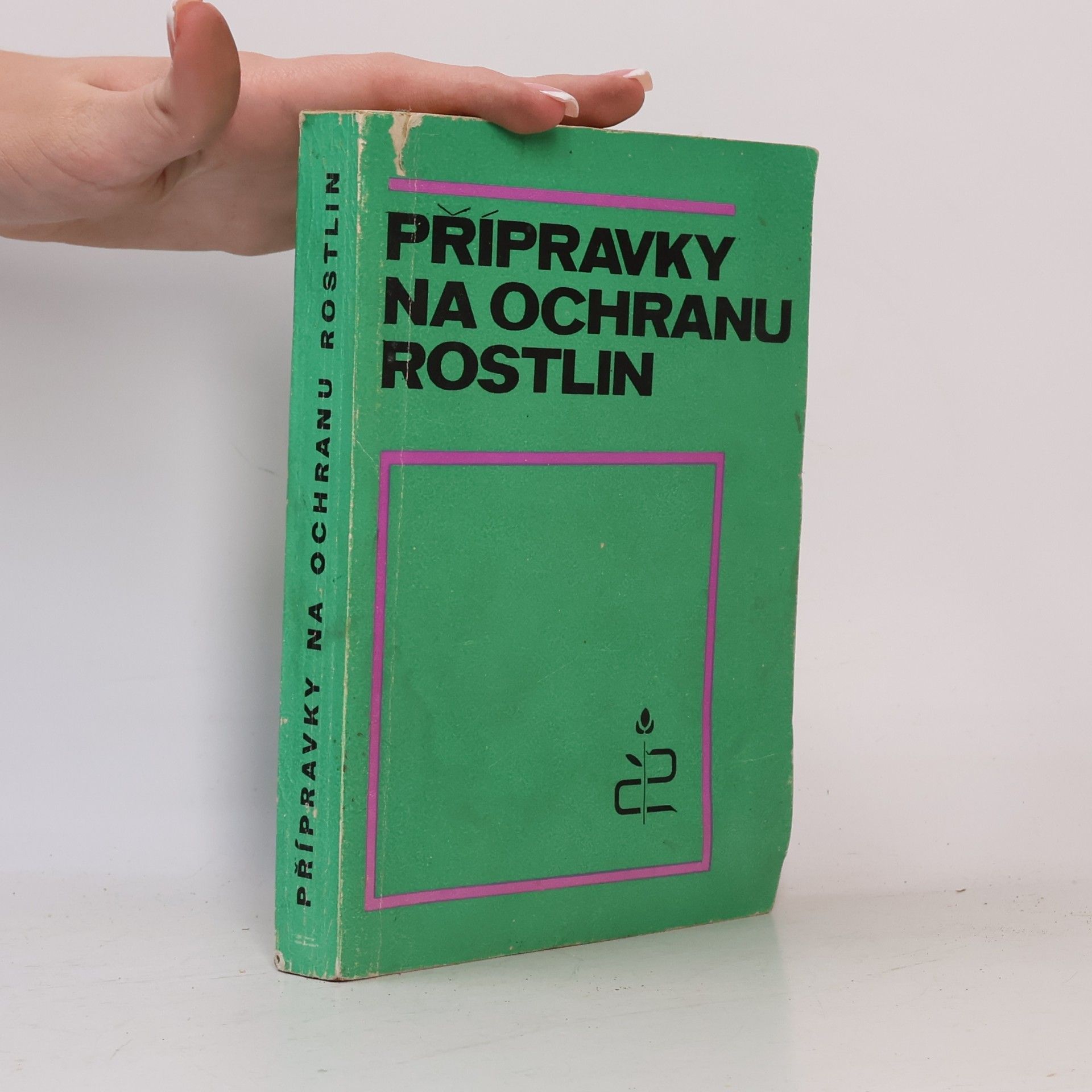 Various authors Přípravky na ochranu rostlin