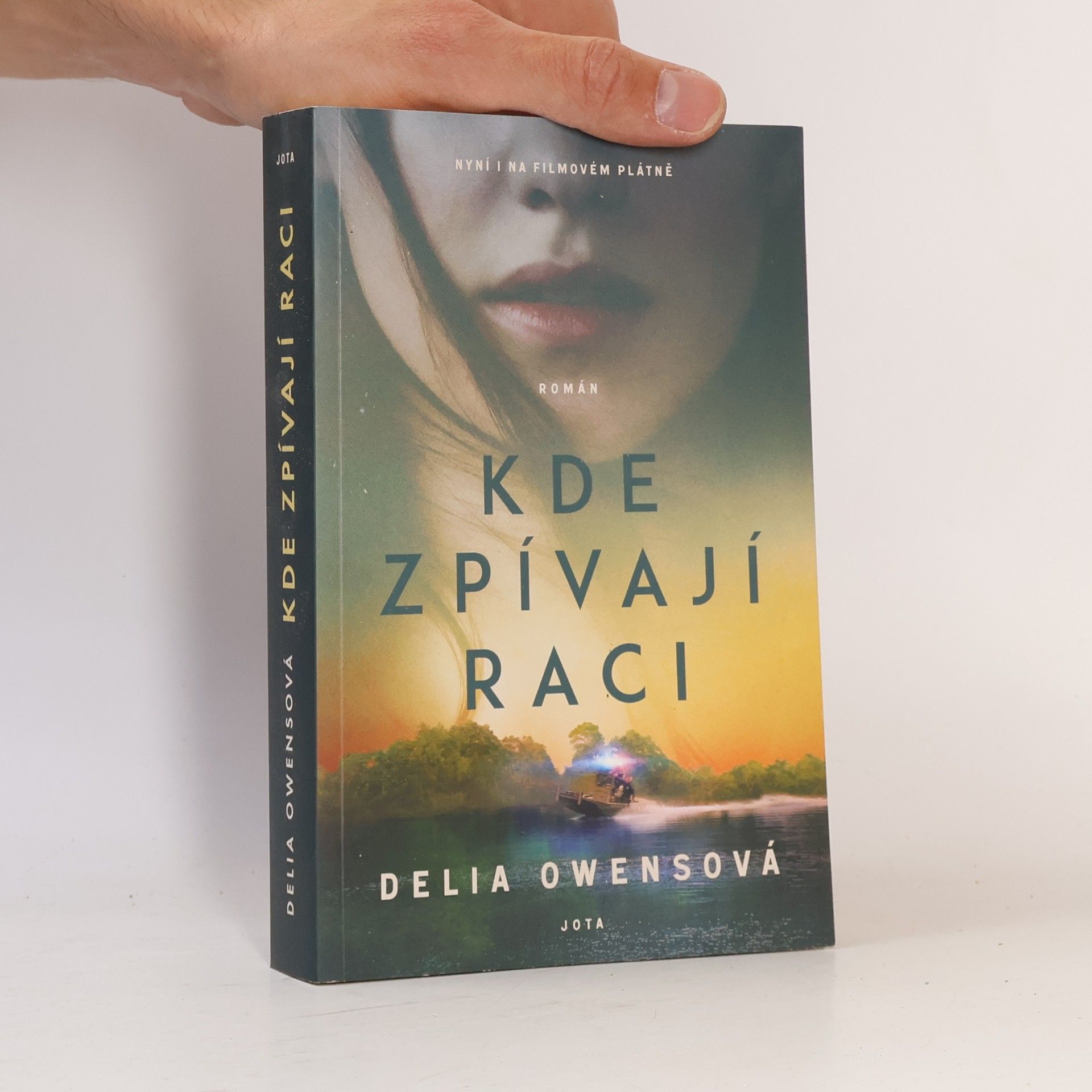 Delia Owens Kde zpívají raci