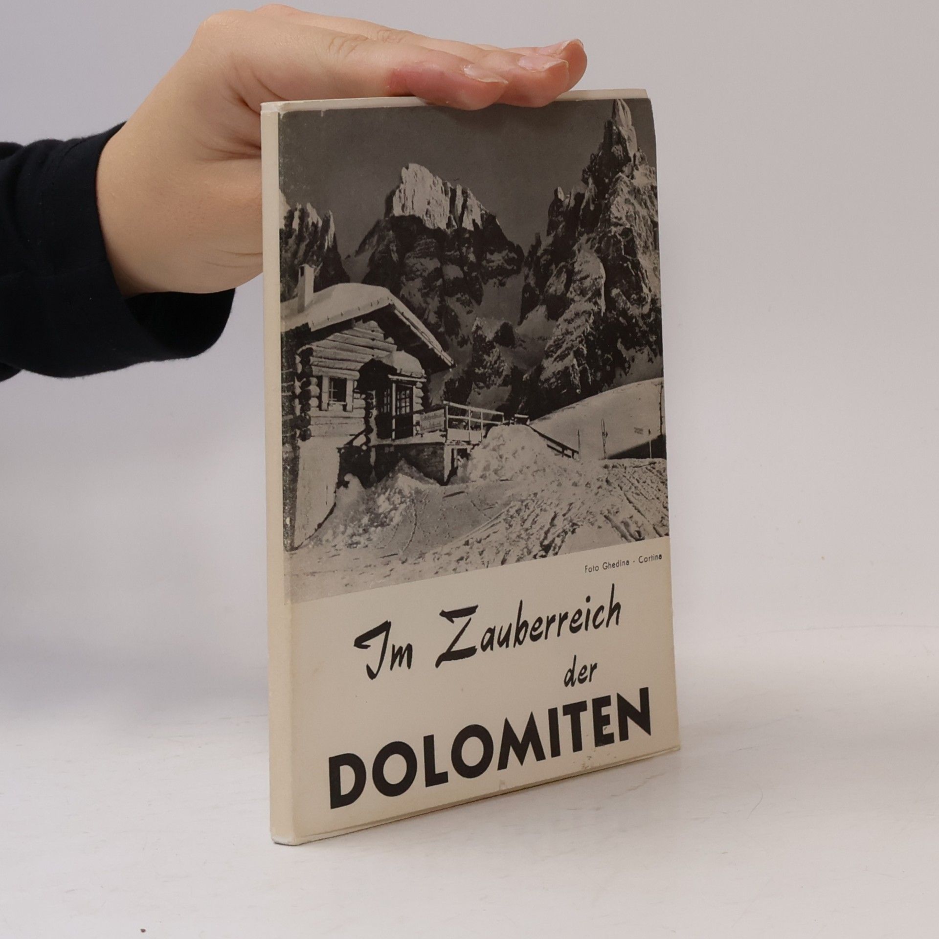 Im Zauberreich der Dolomiten