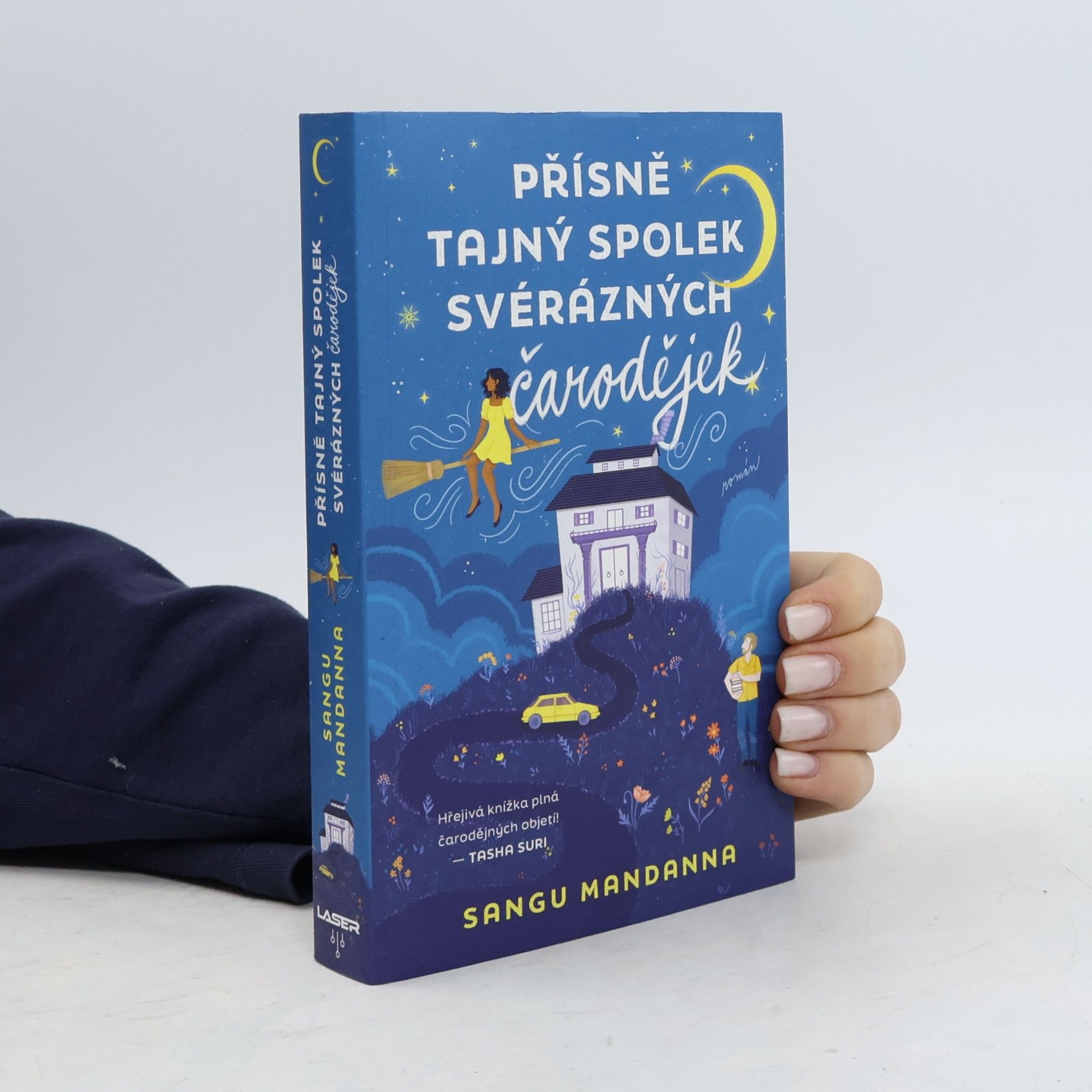 Sangu Mandanna Přísně tajný spolek svérázných čarodějek