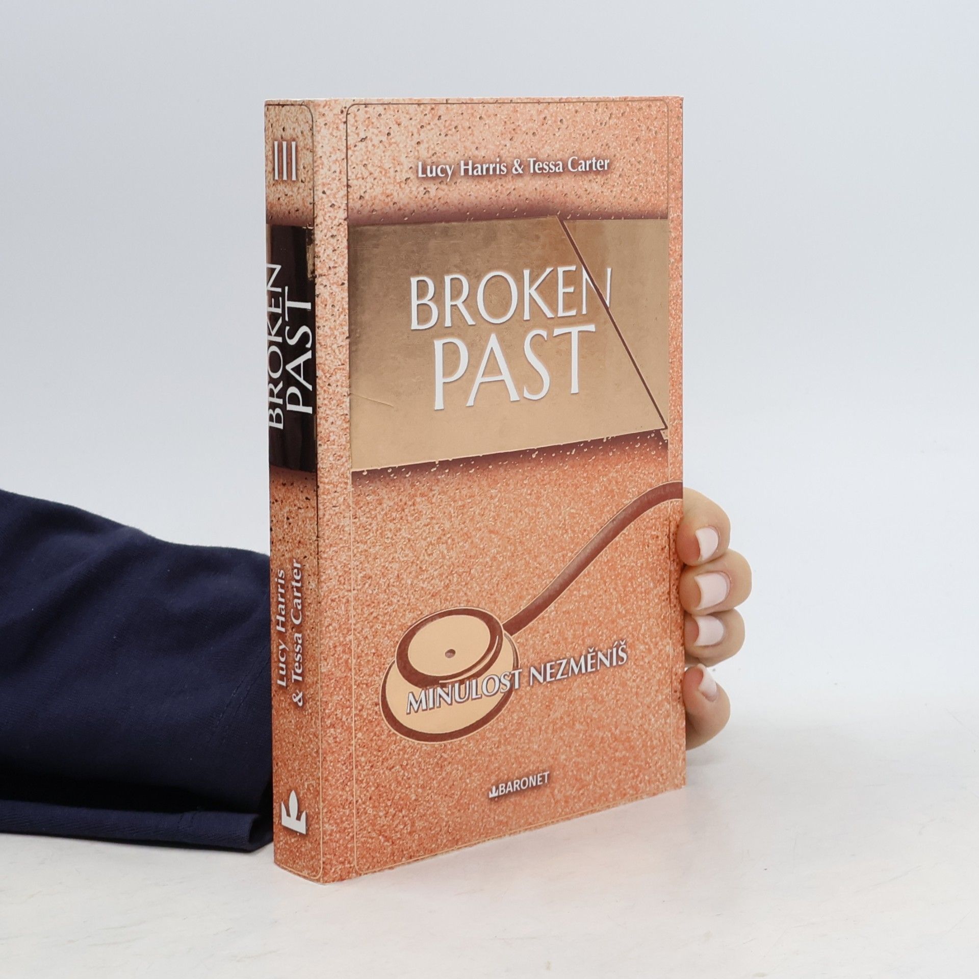Michaela Faktorová Broken Past: Minulost nezměníš