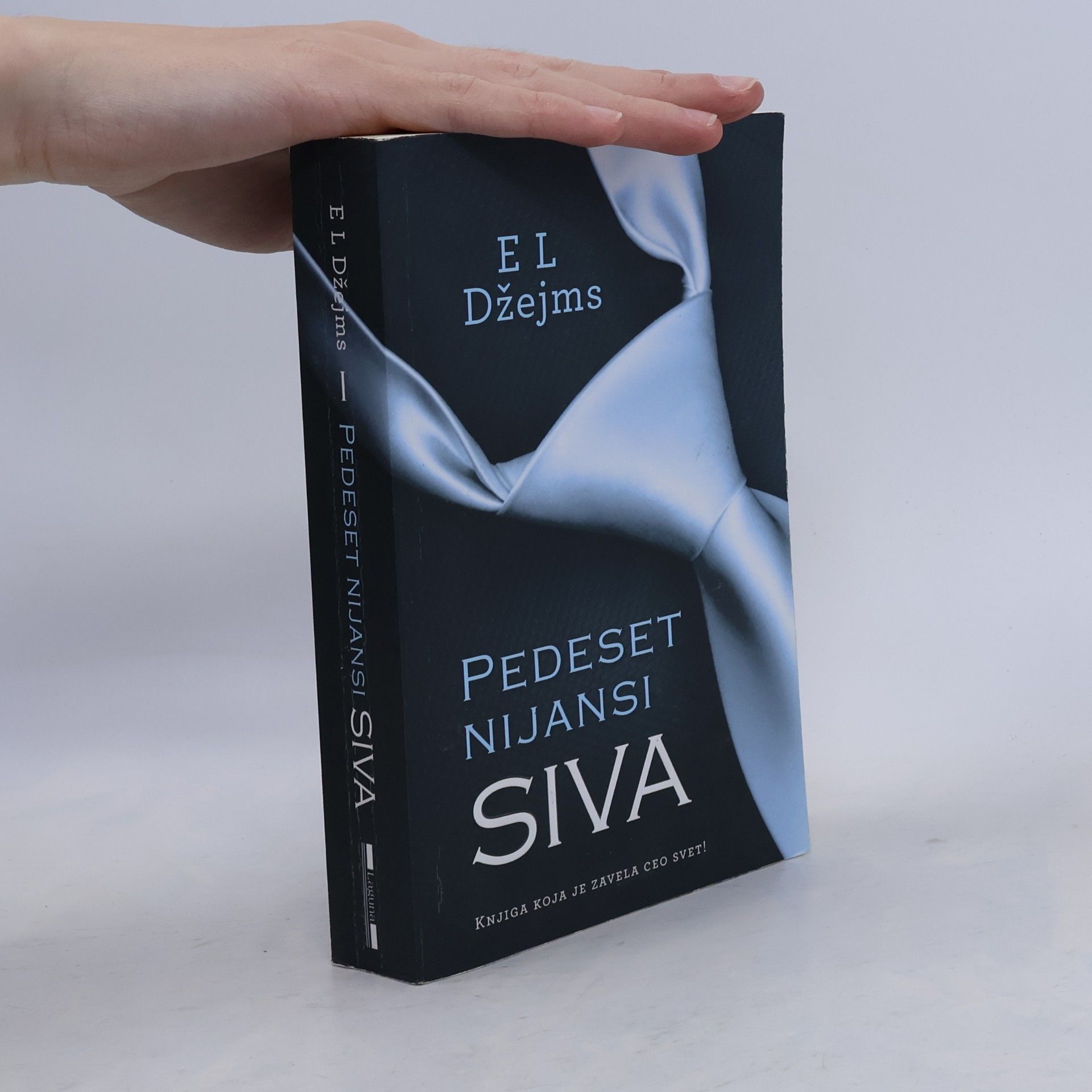 E. L. James Pedeset nijansi – Siva