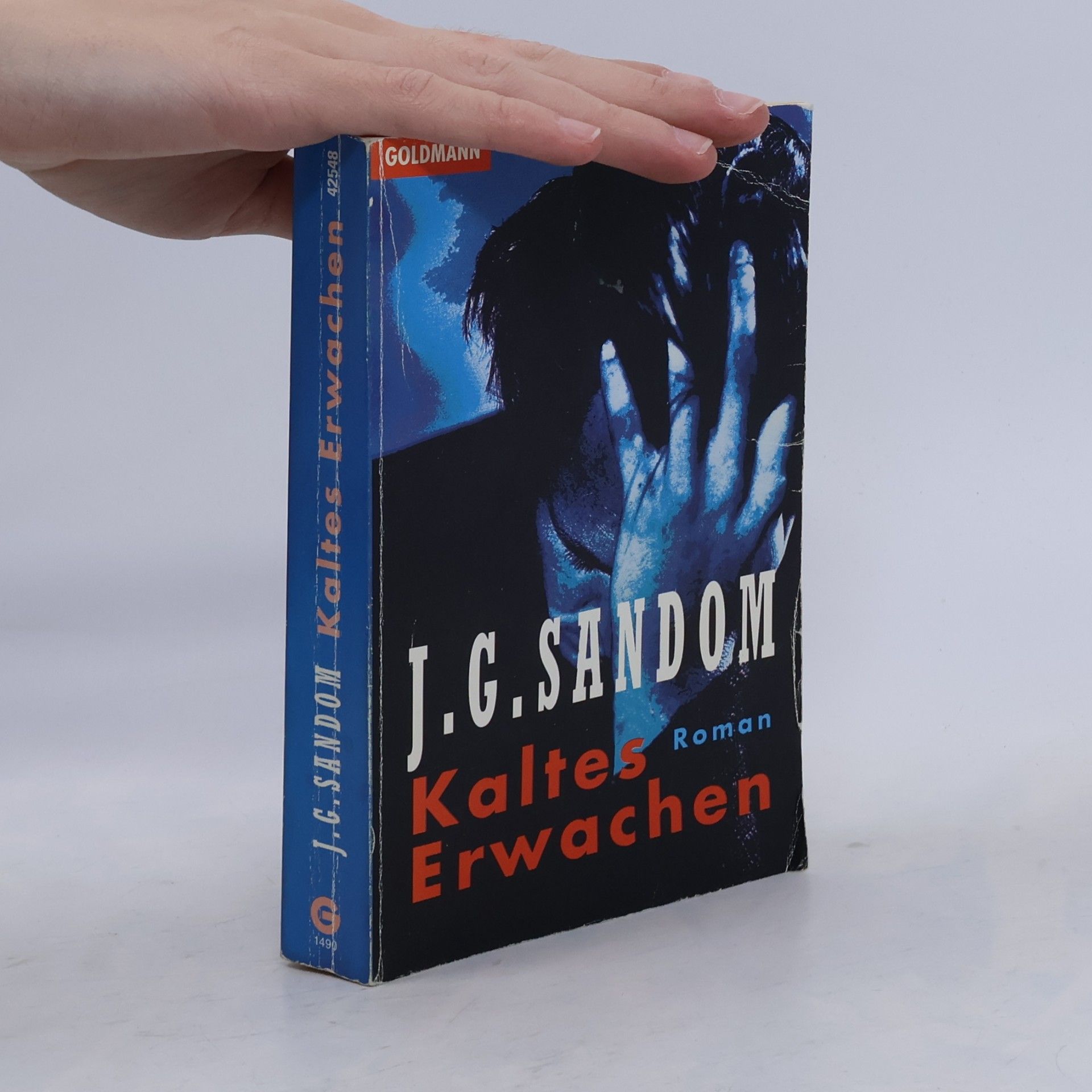 J. G. Sandom Kaltes Erwachen.