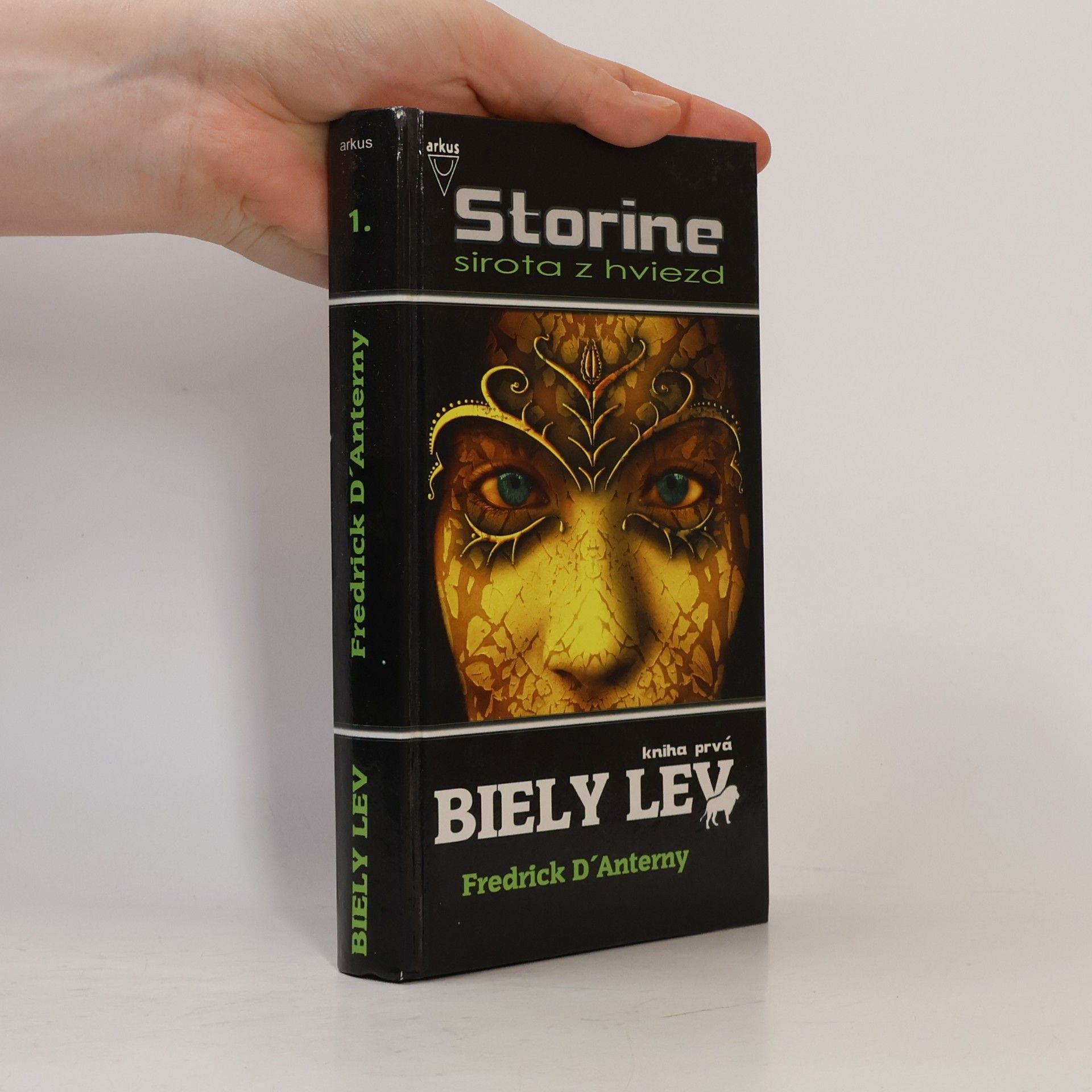 Frédrick D. Anterny Biely lev (Storine, sirota z hviezd #1)