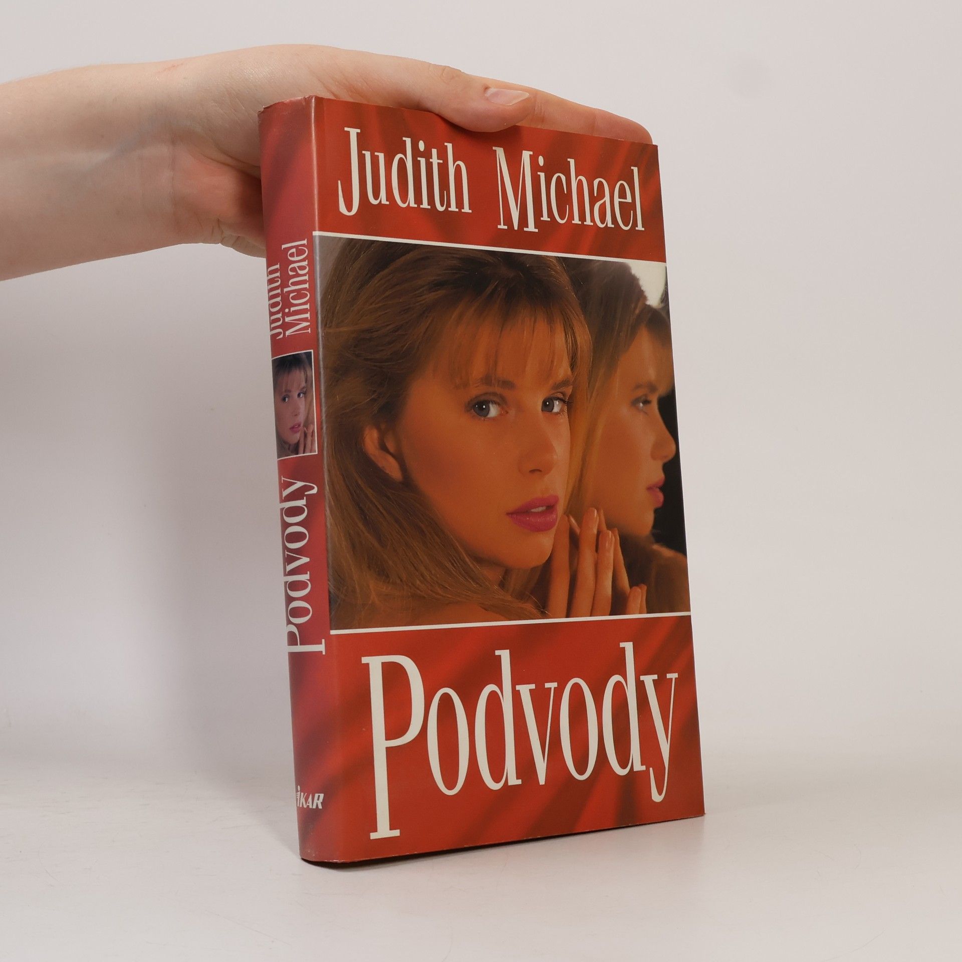 Judith Michael Podvody