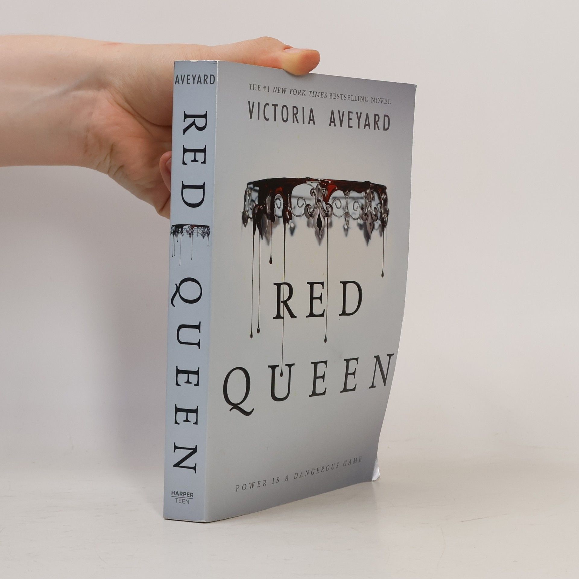 Victoria Aveyard Red Queen