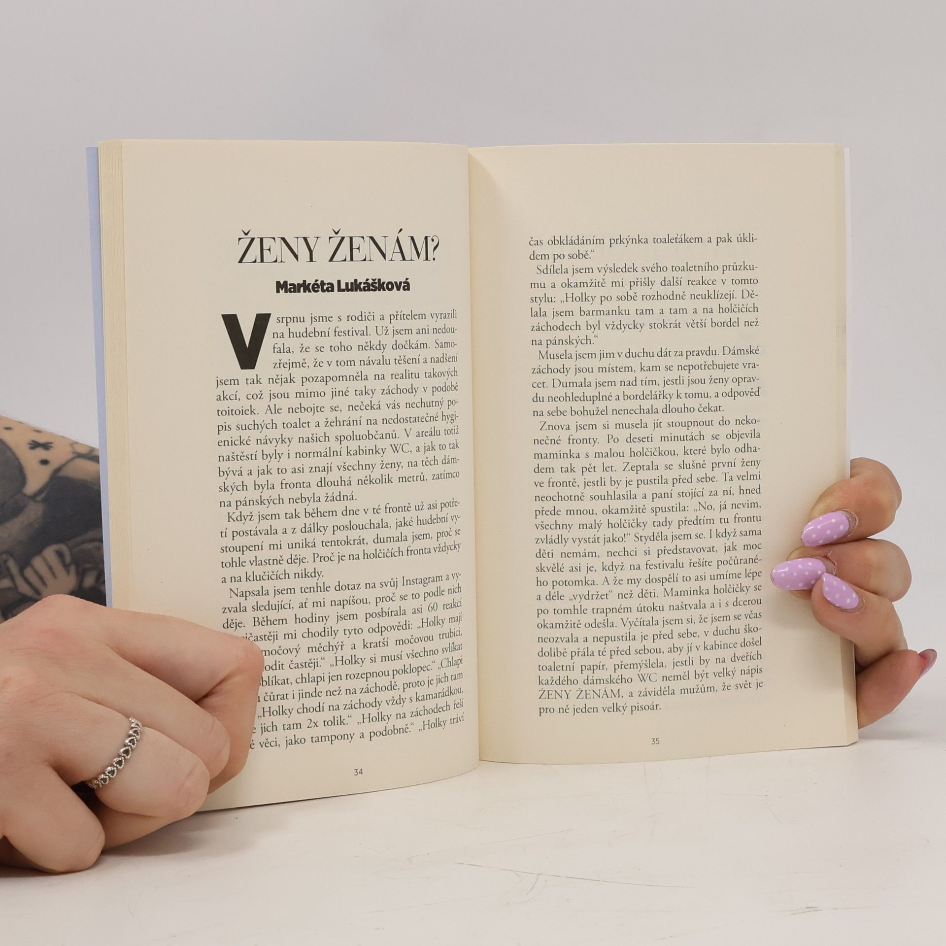 Autorenkollektiv Fejetony do kabelky