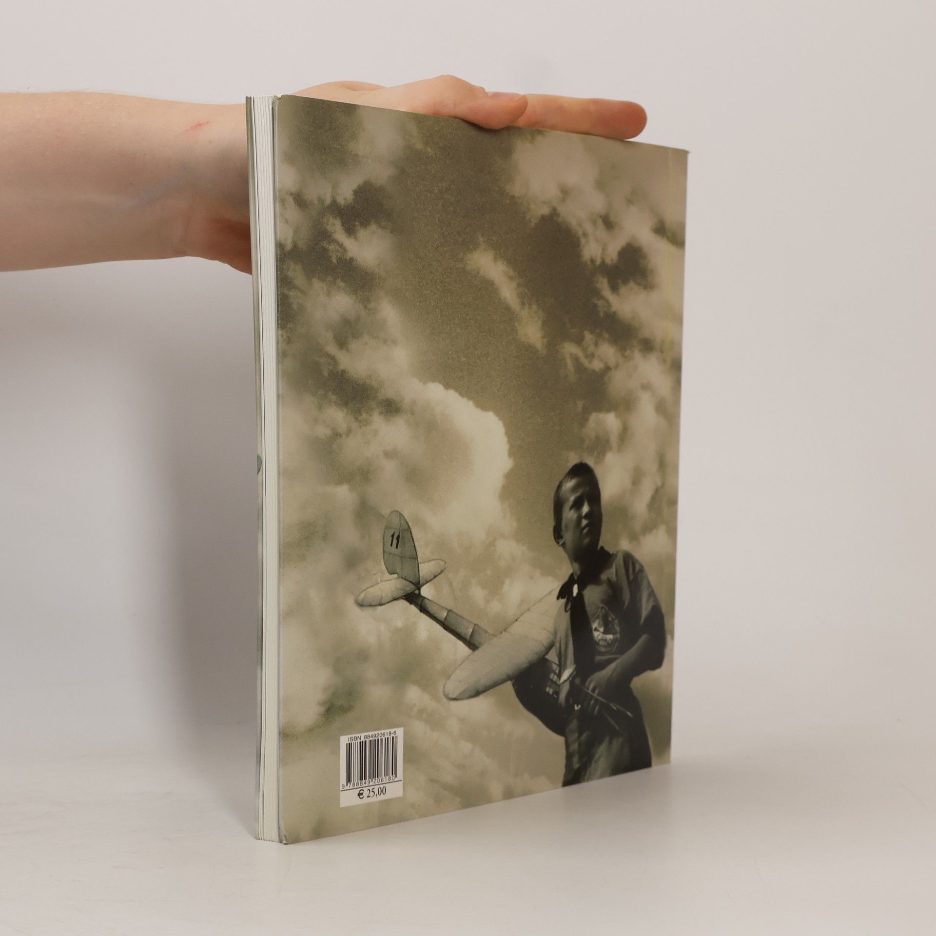 Federica Pirani L'utopia della visione : fotomontaggi sovietici, 1917-1950