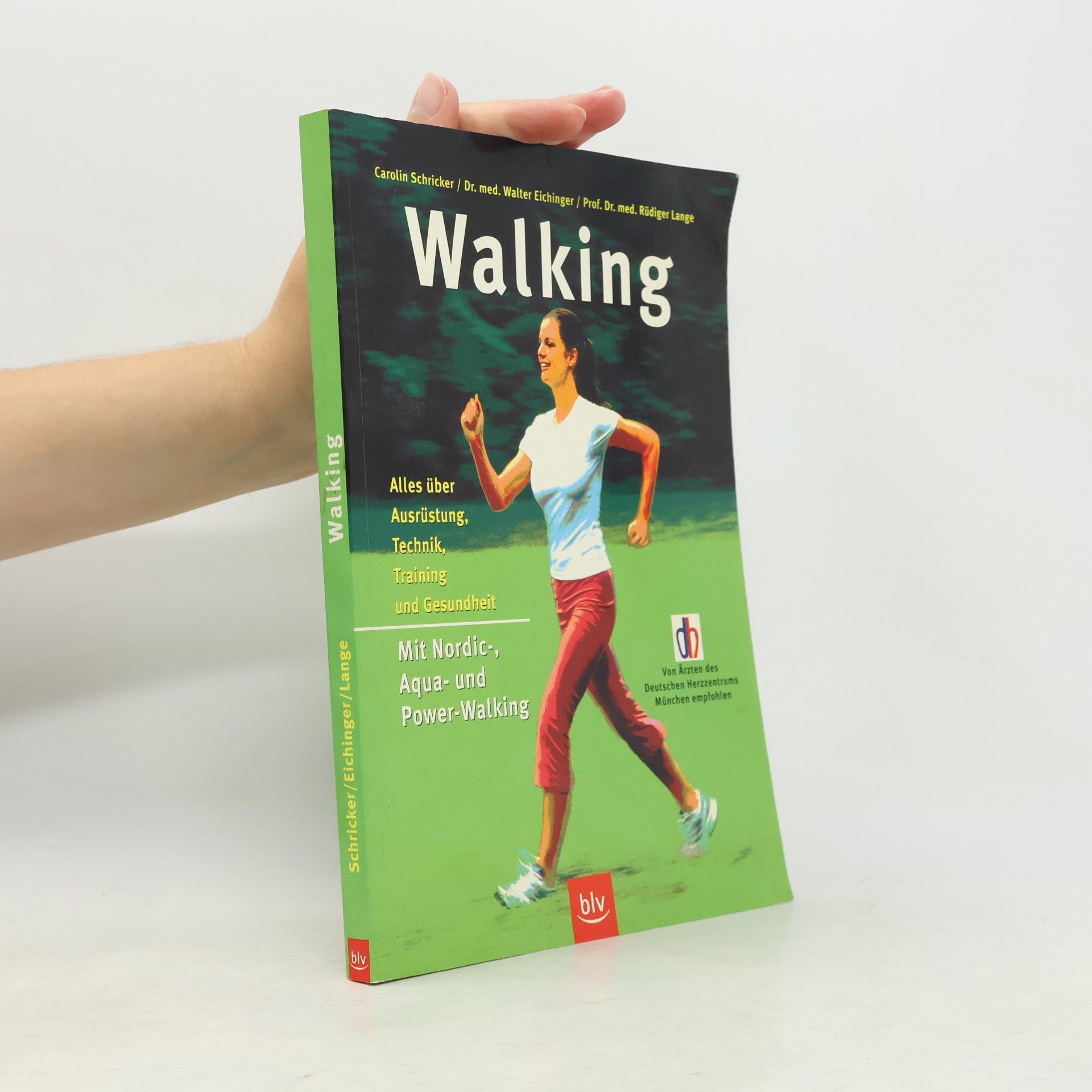Carolin Schricker Walking