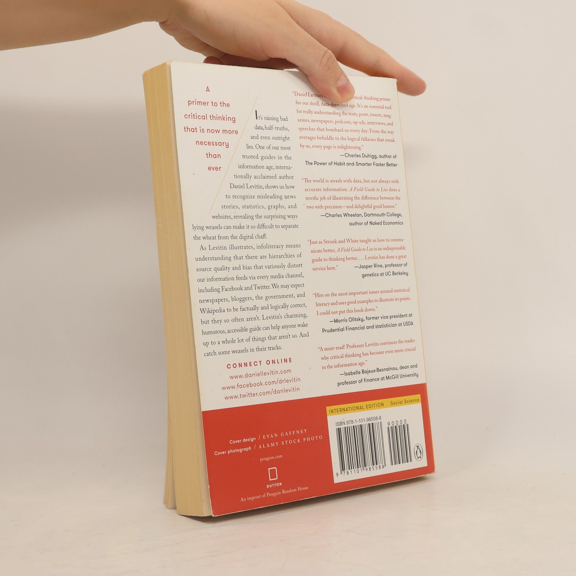 Daniel J. Levitin A Field Guide to Lies