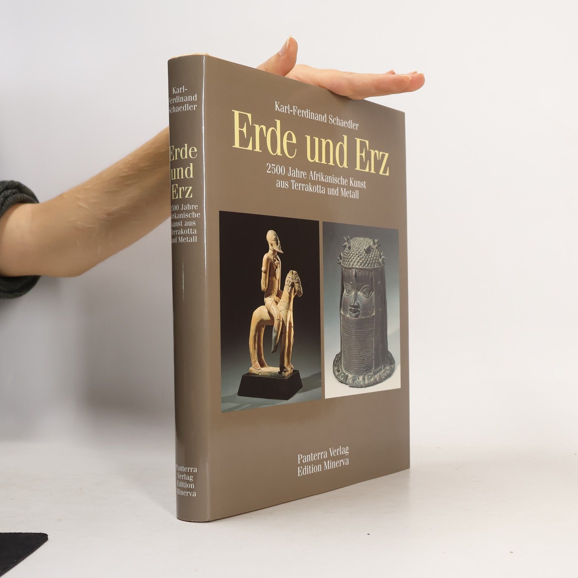 Erde und Erz
