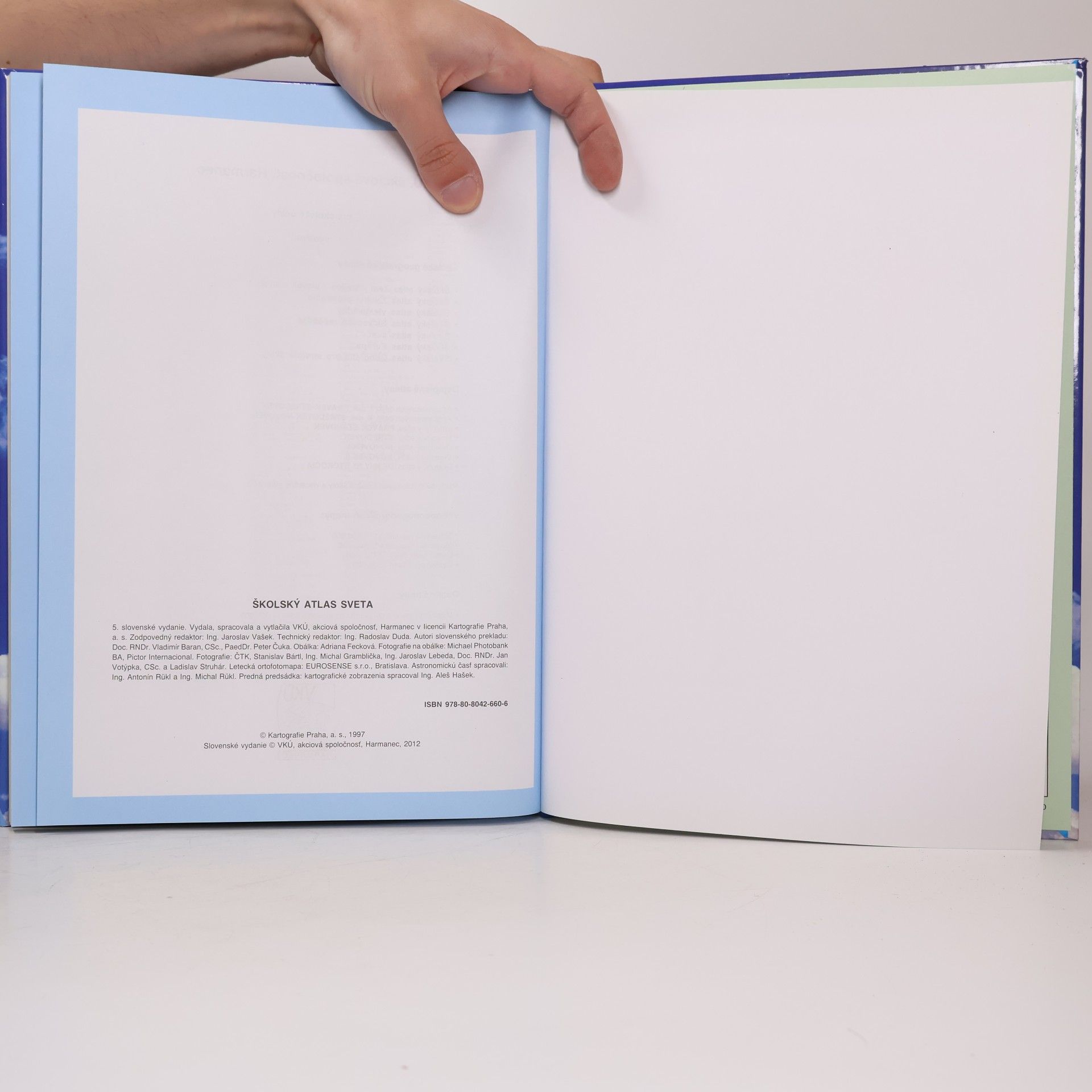 Various authors Školský atlas sveta