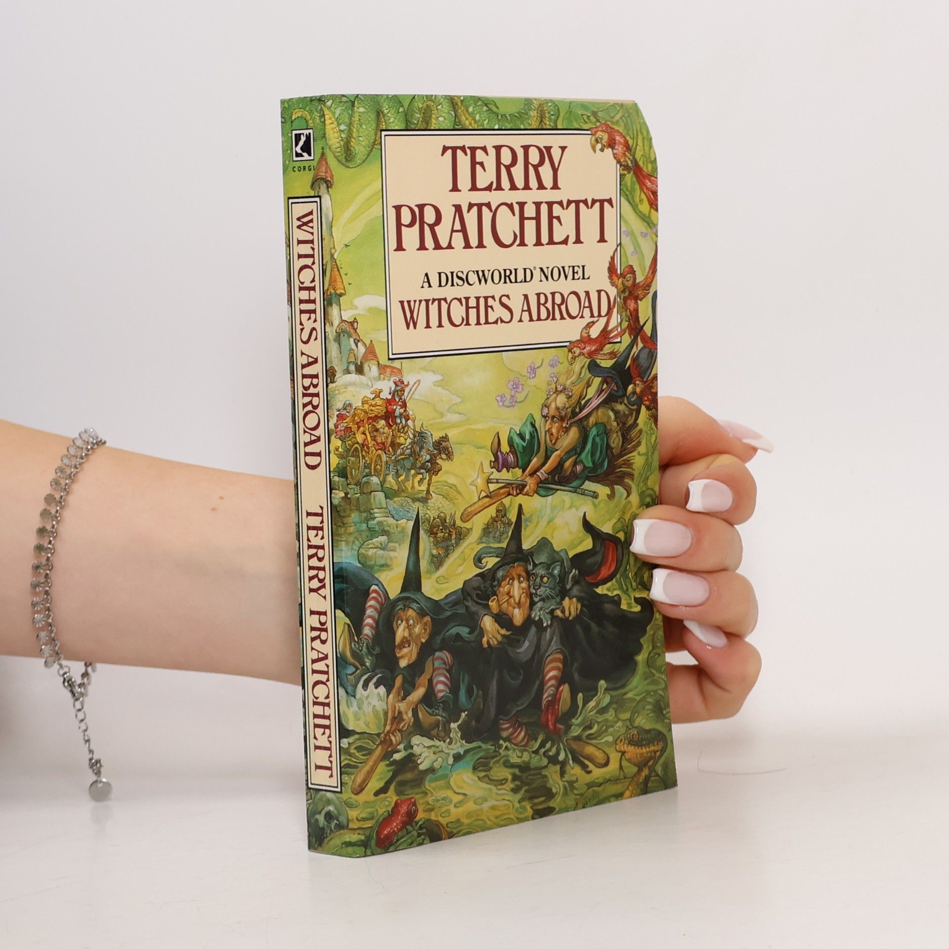 Terry Pratchett Witches abroad