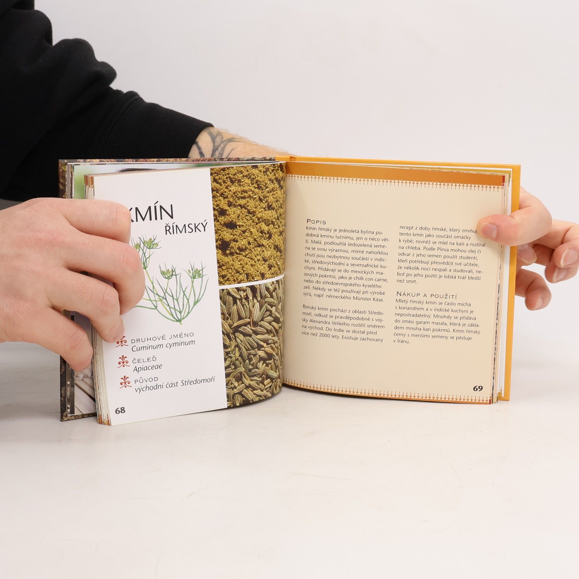Various authors Koření