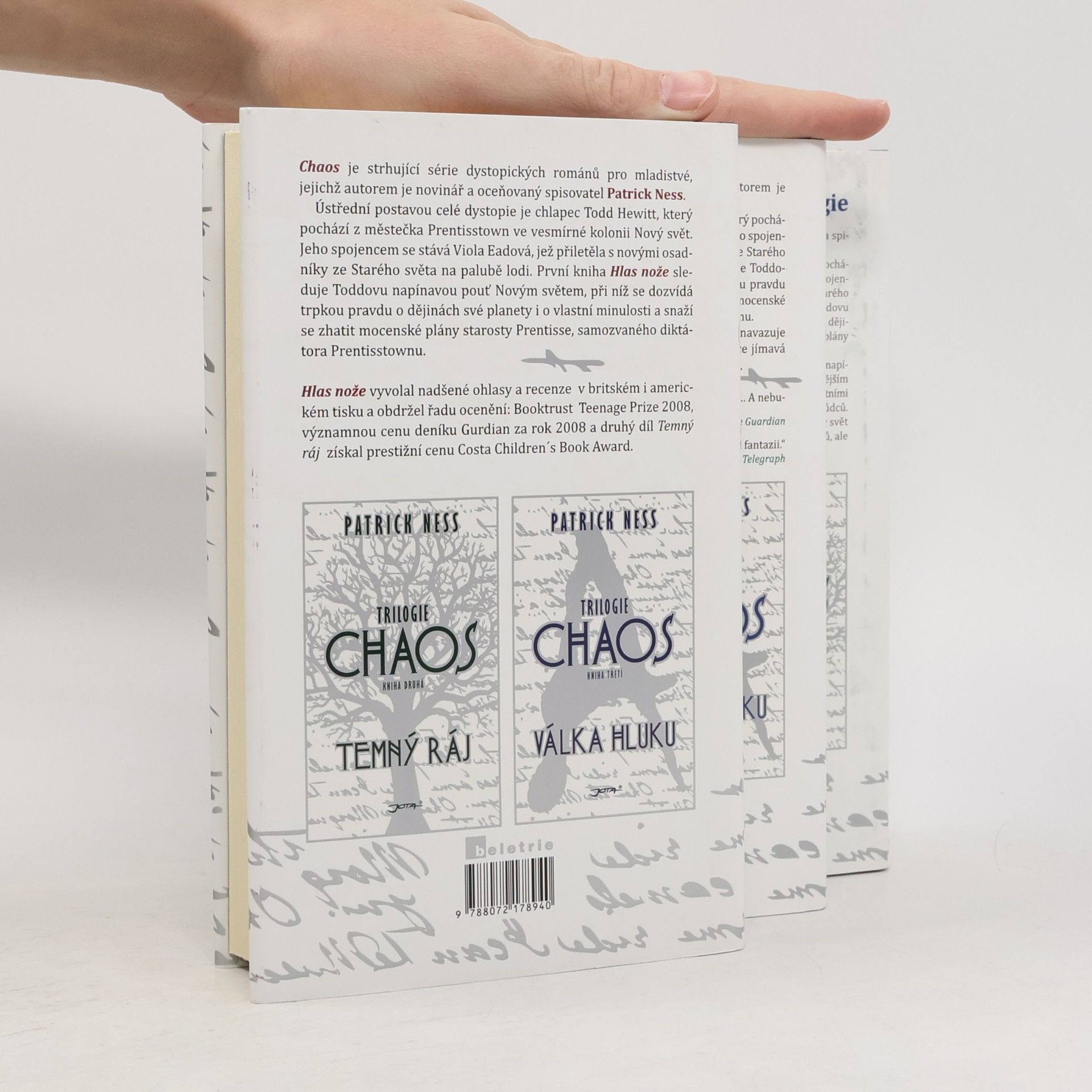 Patrick Ness Chaos. Hlas nože