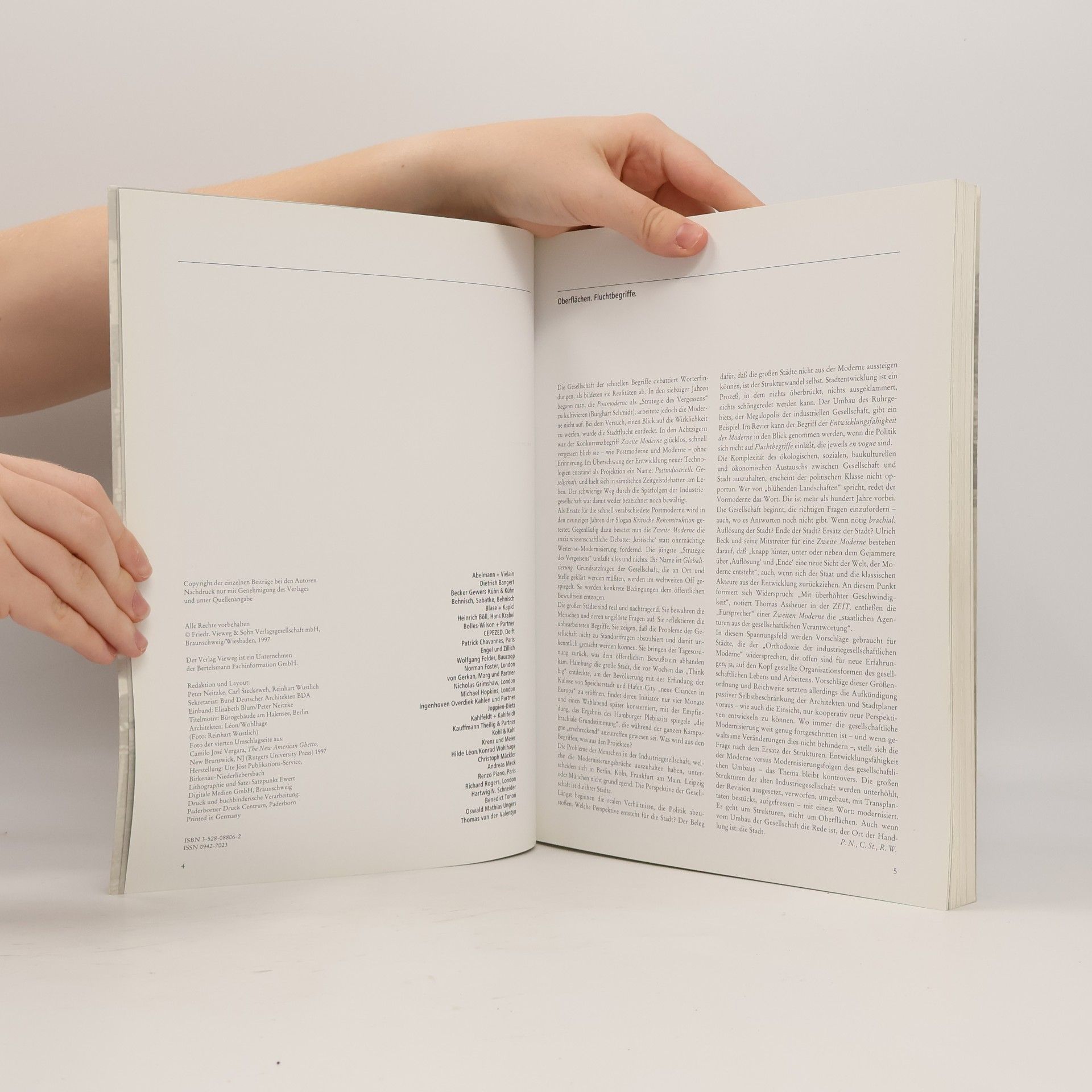Reinhart Wustlich Centrum. Jahrbuch Architektur und Stadt 1997-1998