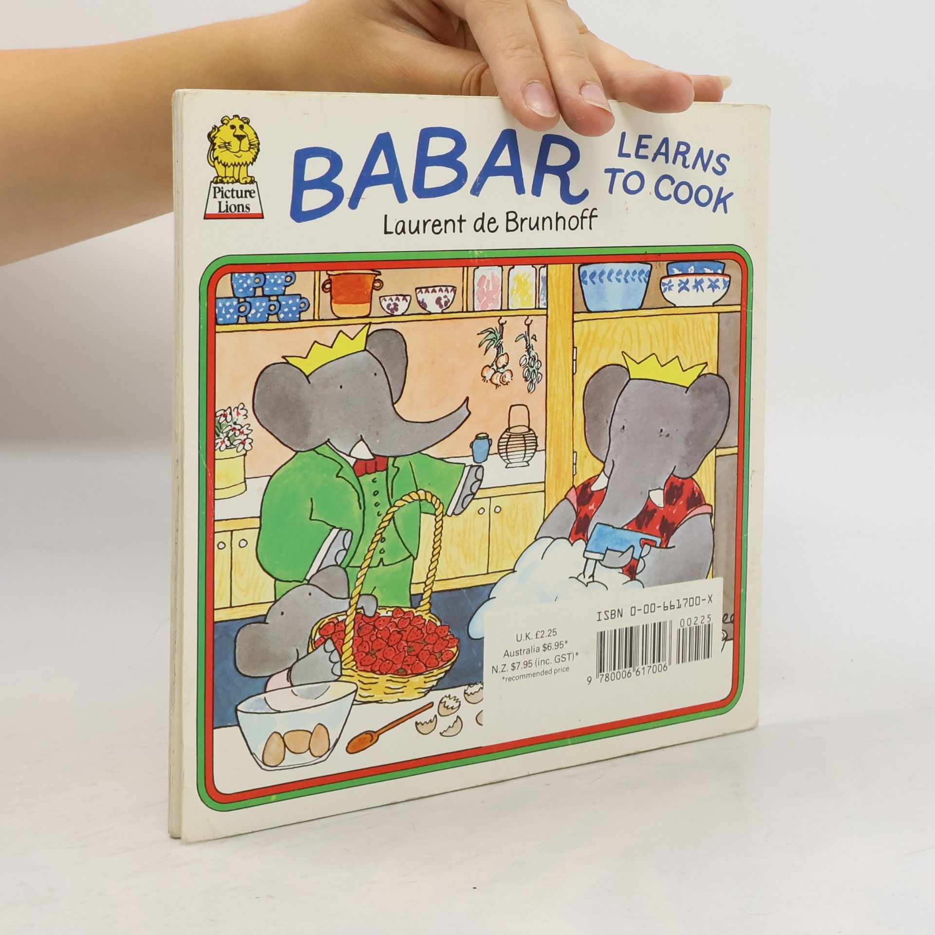 Laurent de Brunhoff Babar Learns to Cook