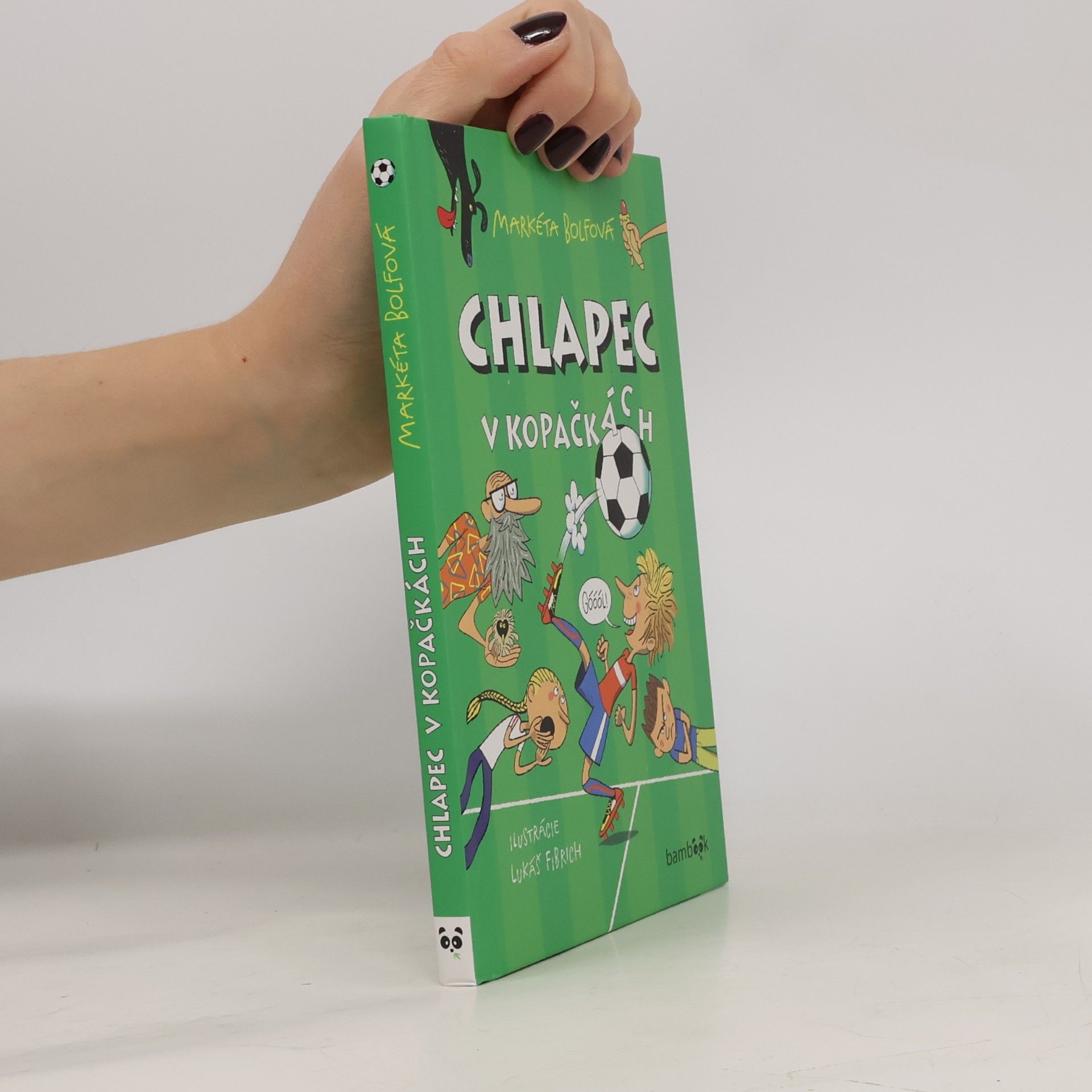 Markéta Bolfová Chlapec v kopačkách