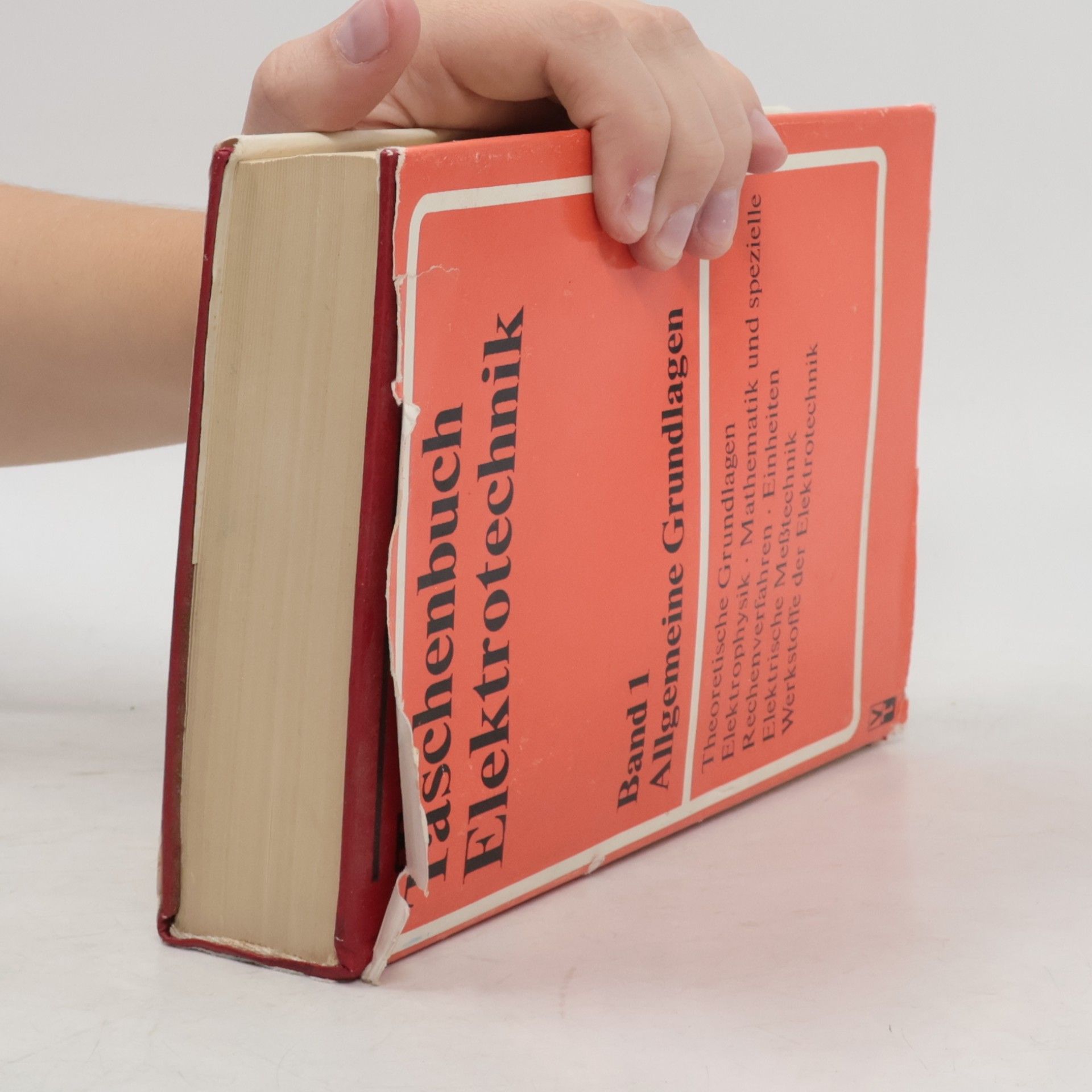 Various authors Taschenbuch Elektrotechnik (Band 1) : Allgemeine Grundlagen
