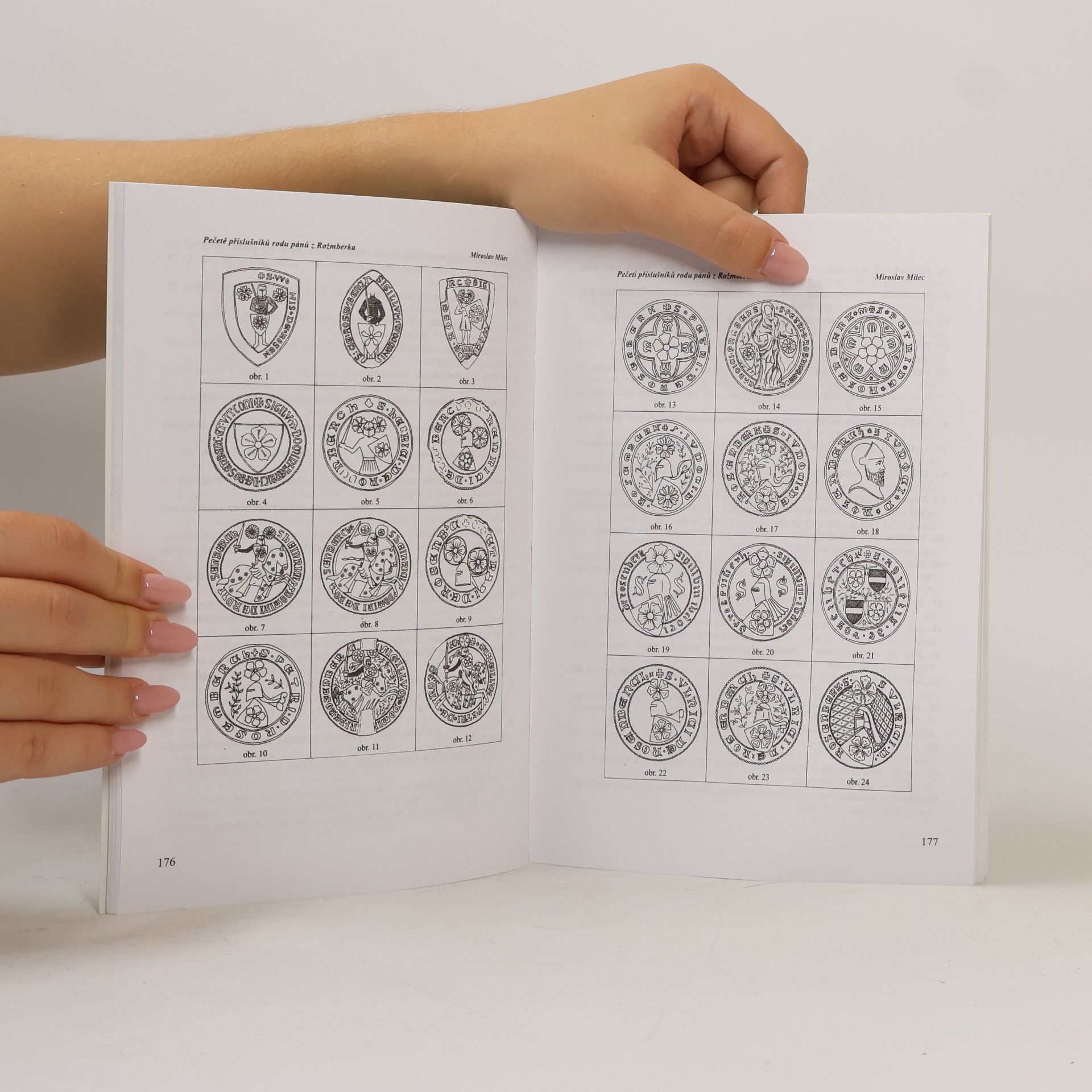 AA.VV. Heraldika a genealogie