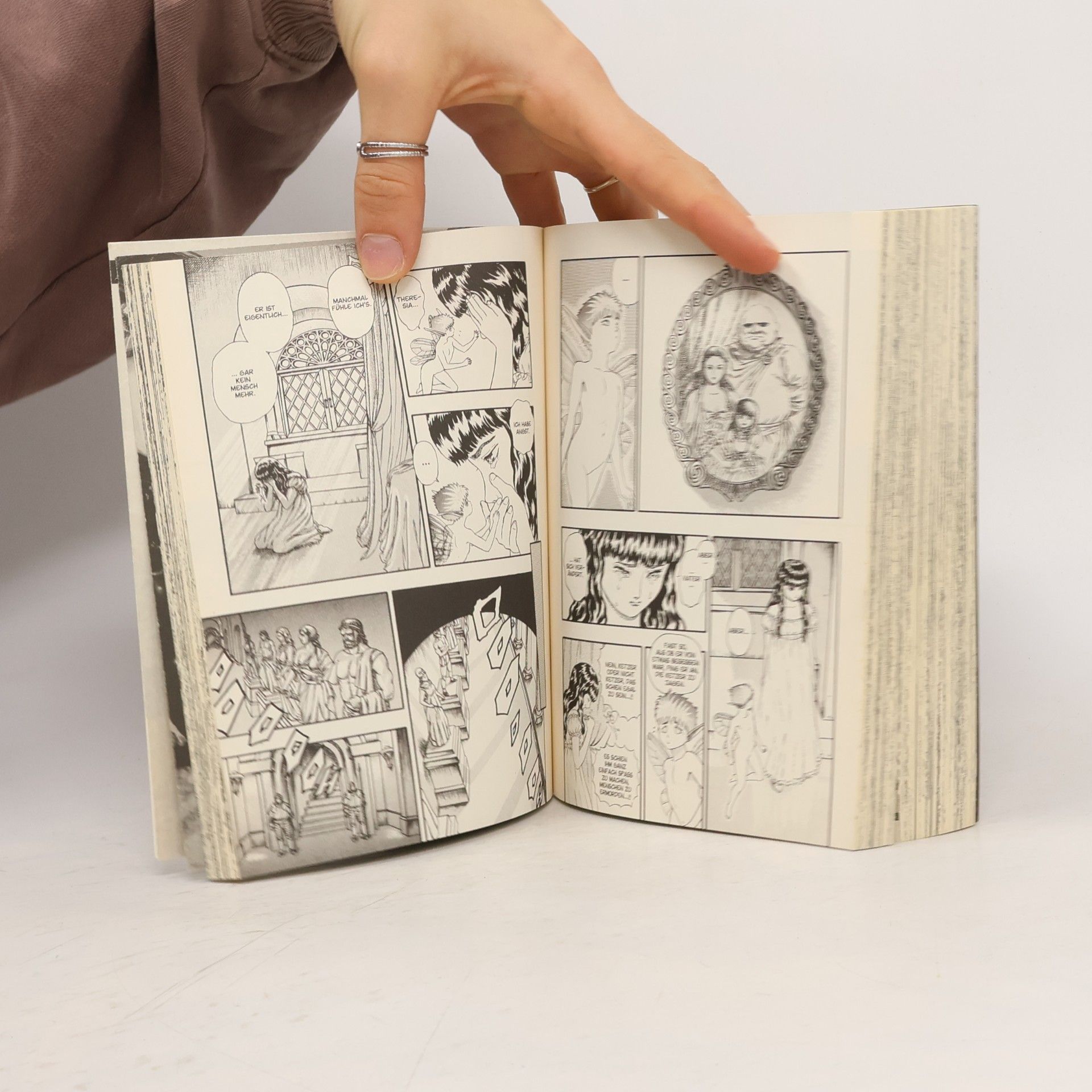 Kentaro Miura Berserk max
