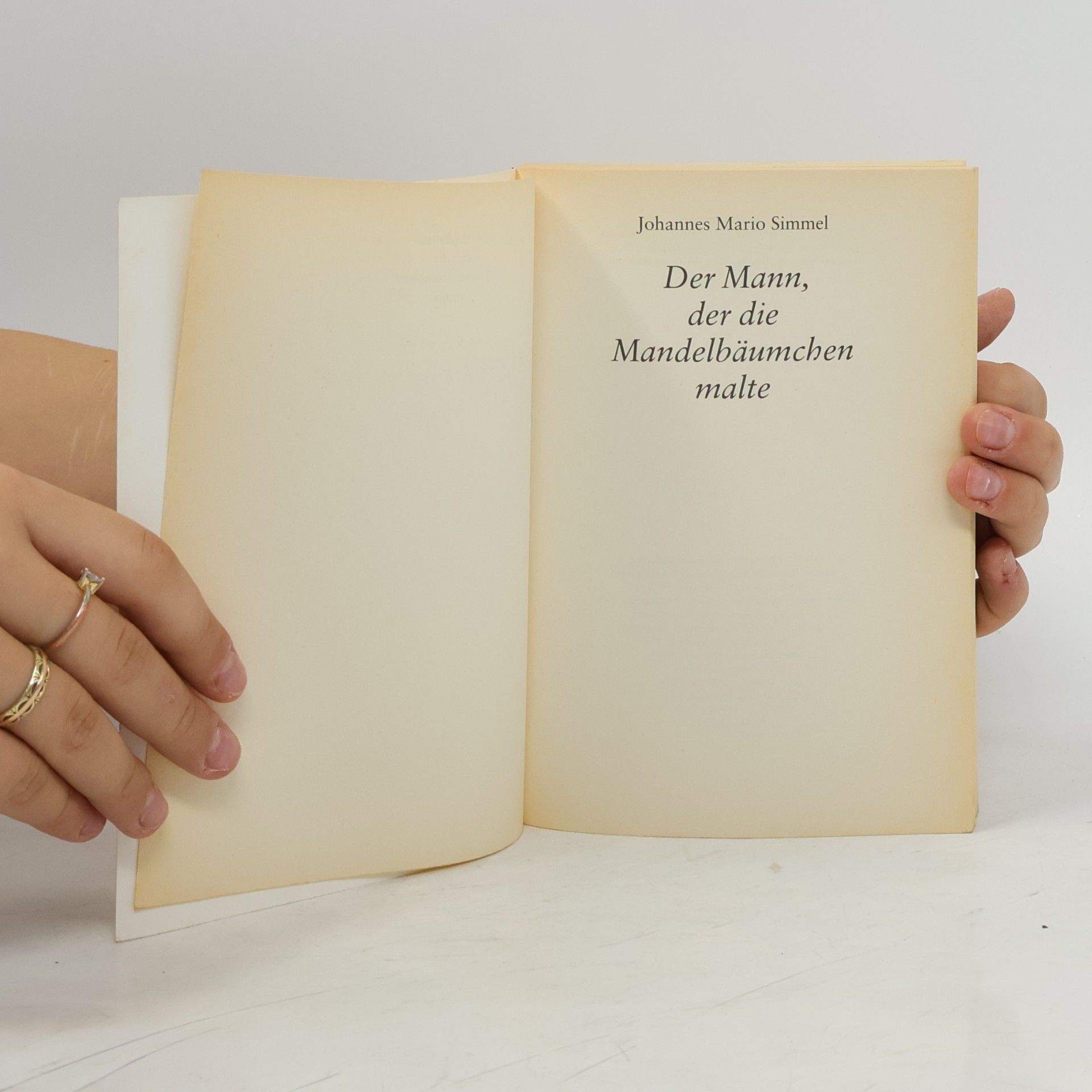 Johannes Mario Simmel Der Mann der die Mandelbäumchen malte