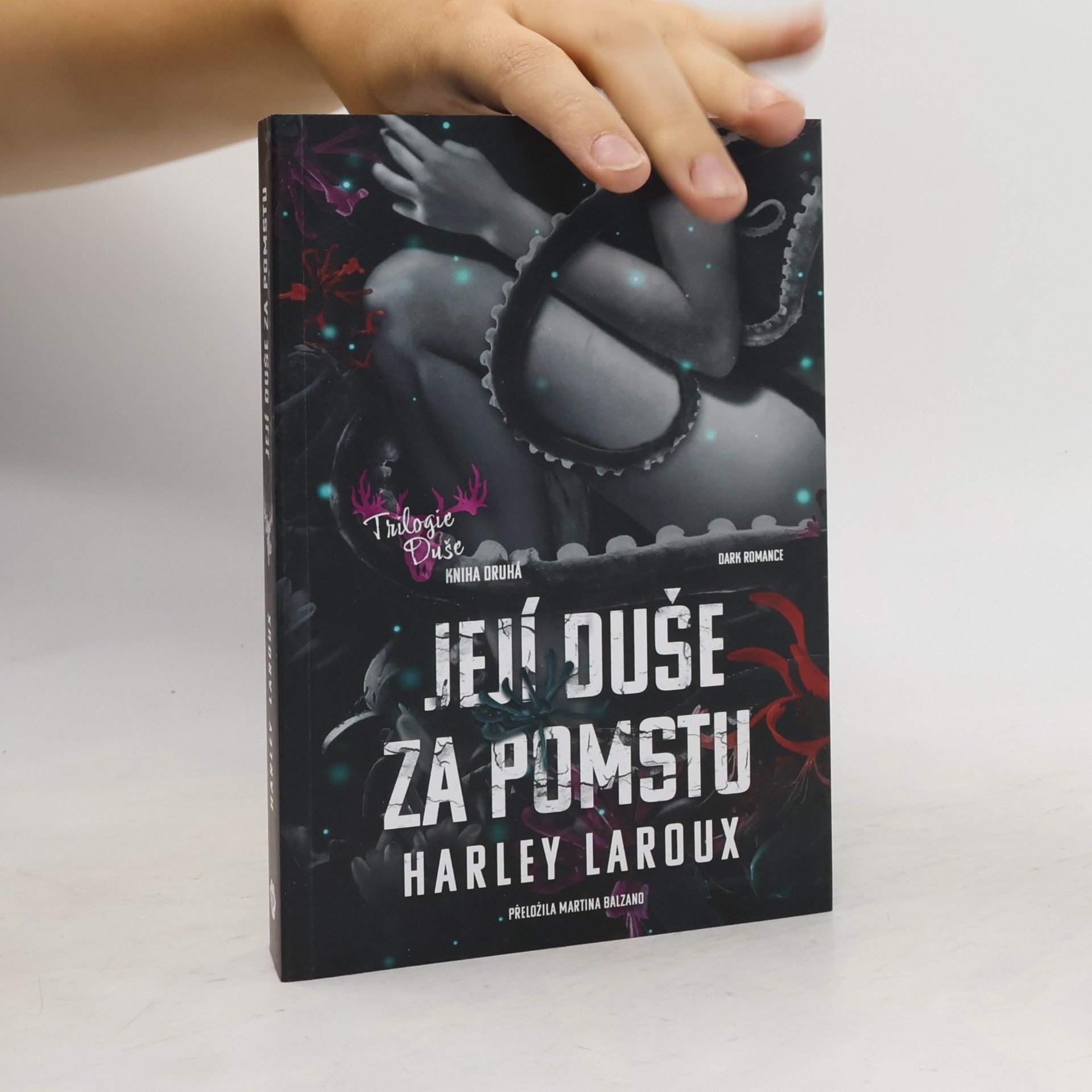 Harley Laroux Její duše za pomstu