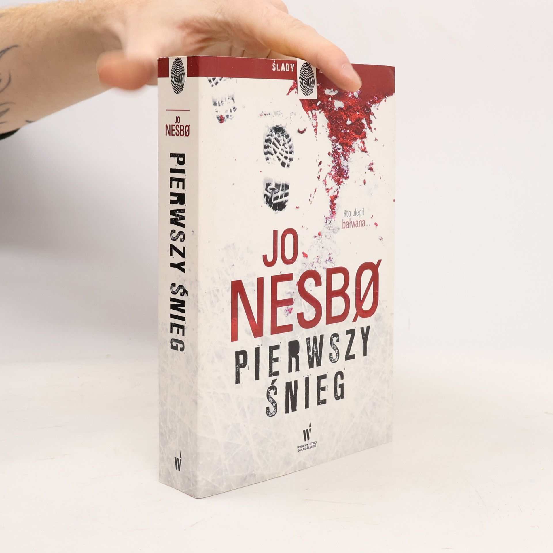 Jo Nesbø Pierwszy śnieg