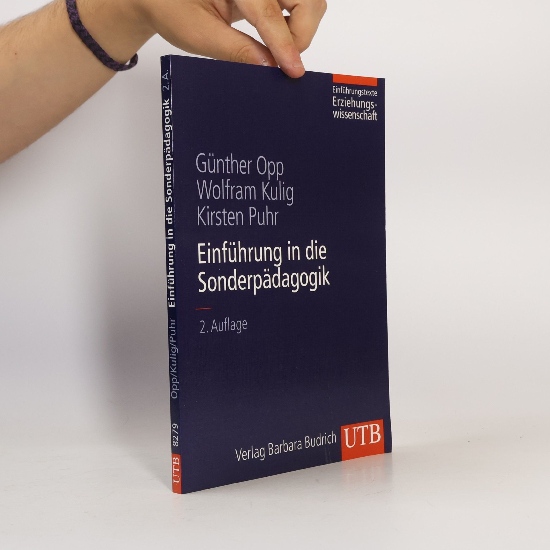 Einführungstexte Erziehungswissenschaft: Einführung in die Sonderpädagogik