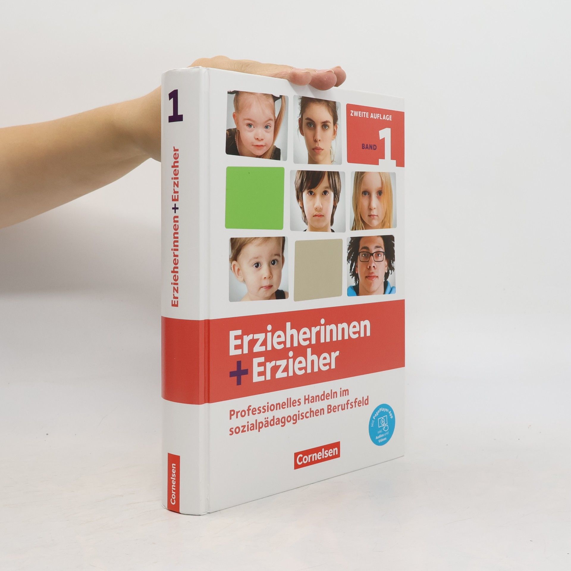 Susanne Baum Erzieherinnen + Erzieher. Band 1 - Professionelles Handeln im sozialpädagogischen Berufsfeld