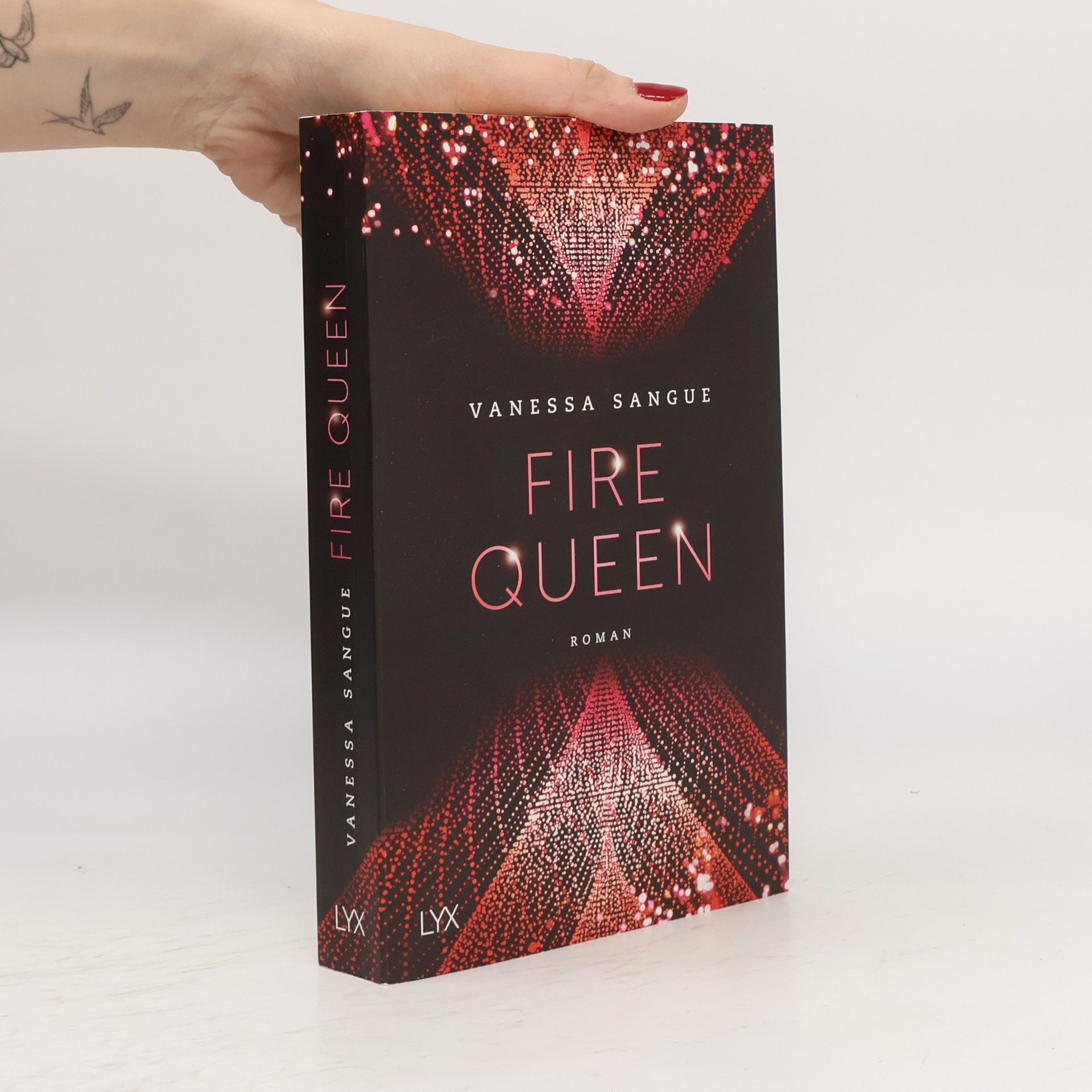 Vanessa Sangue Fire queen