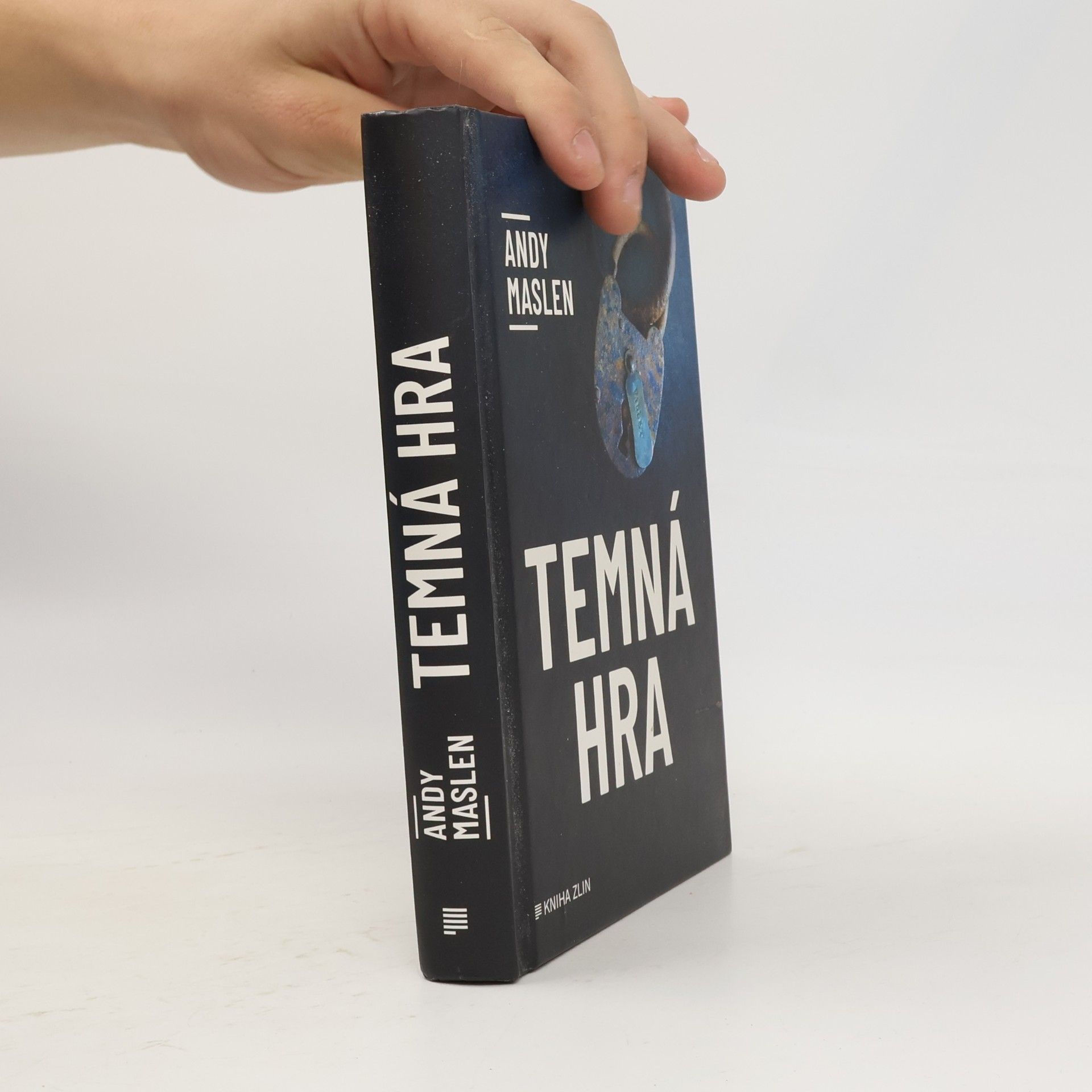 Adéla Špínová Temná hra