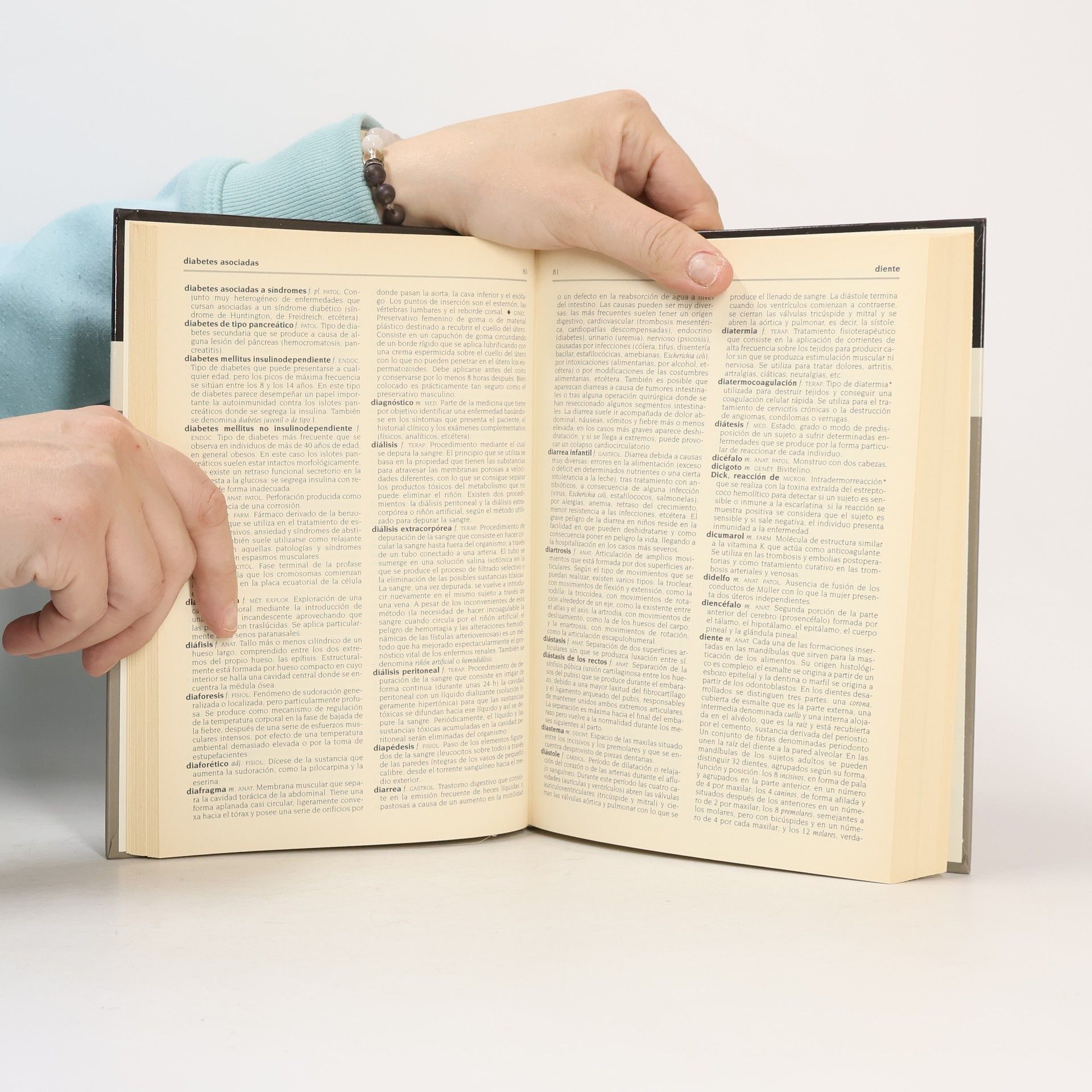 Various authors Dicccionario de medicina