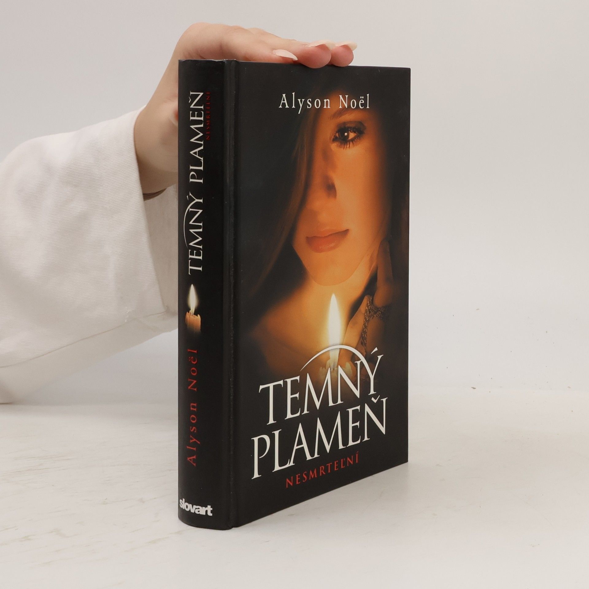 Alyson Noël Temný plameň
