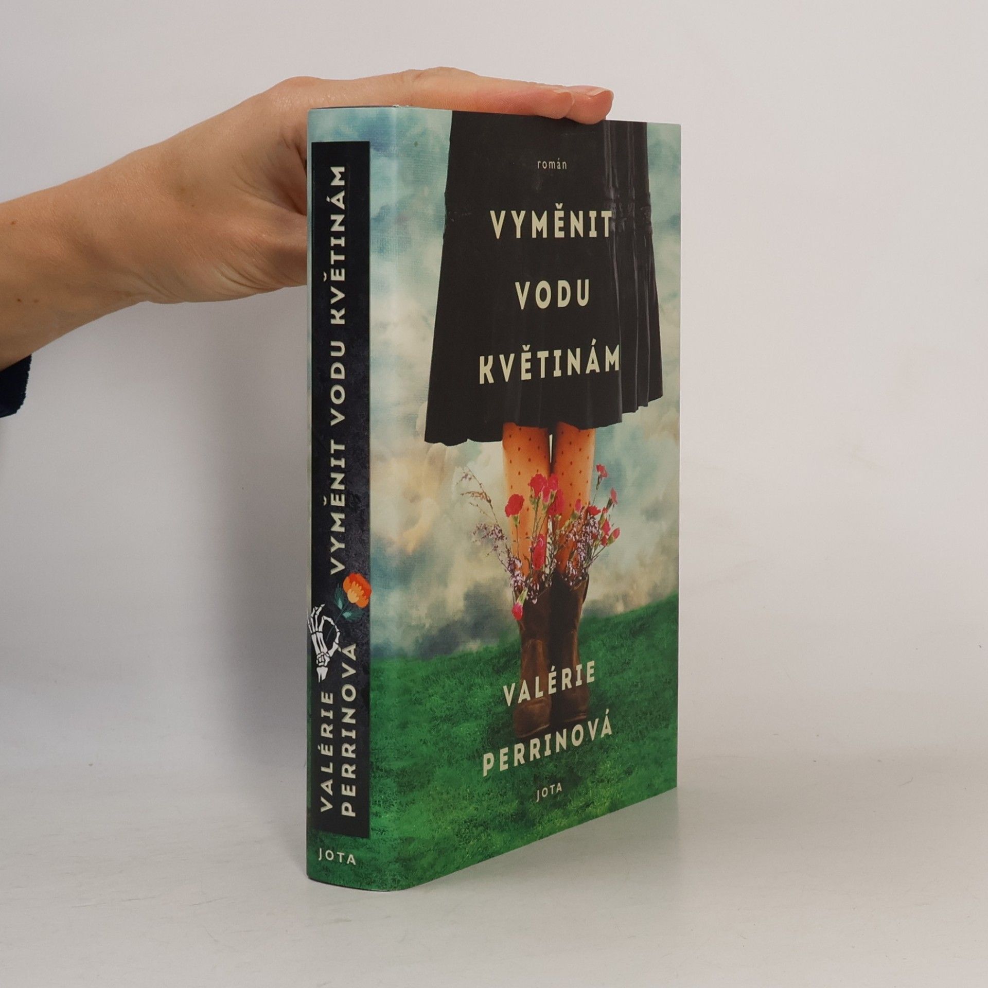 Valérie Perrin Vyměnit vodu květinám