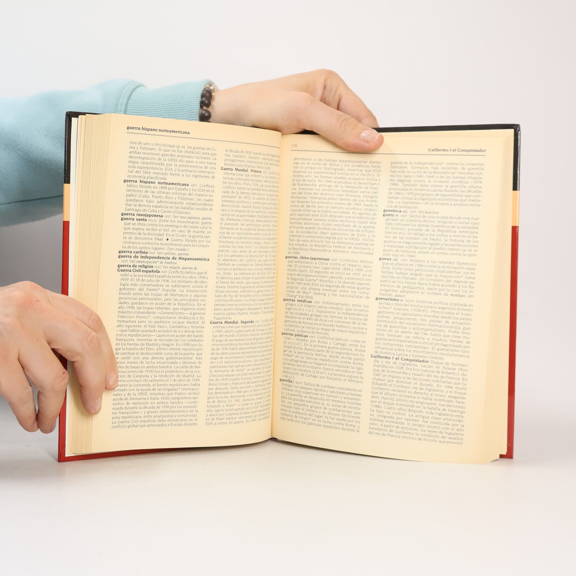Autorenkollektiv Diccionario de historia