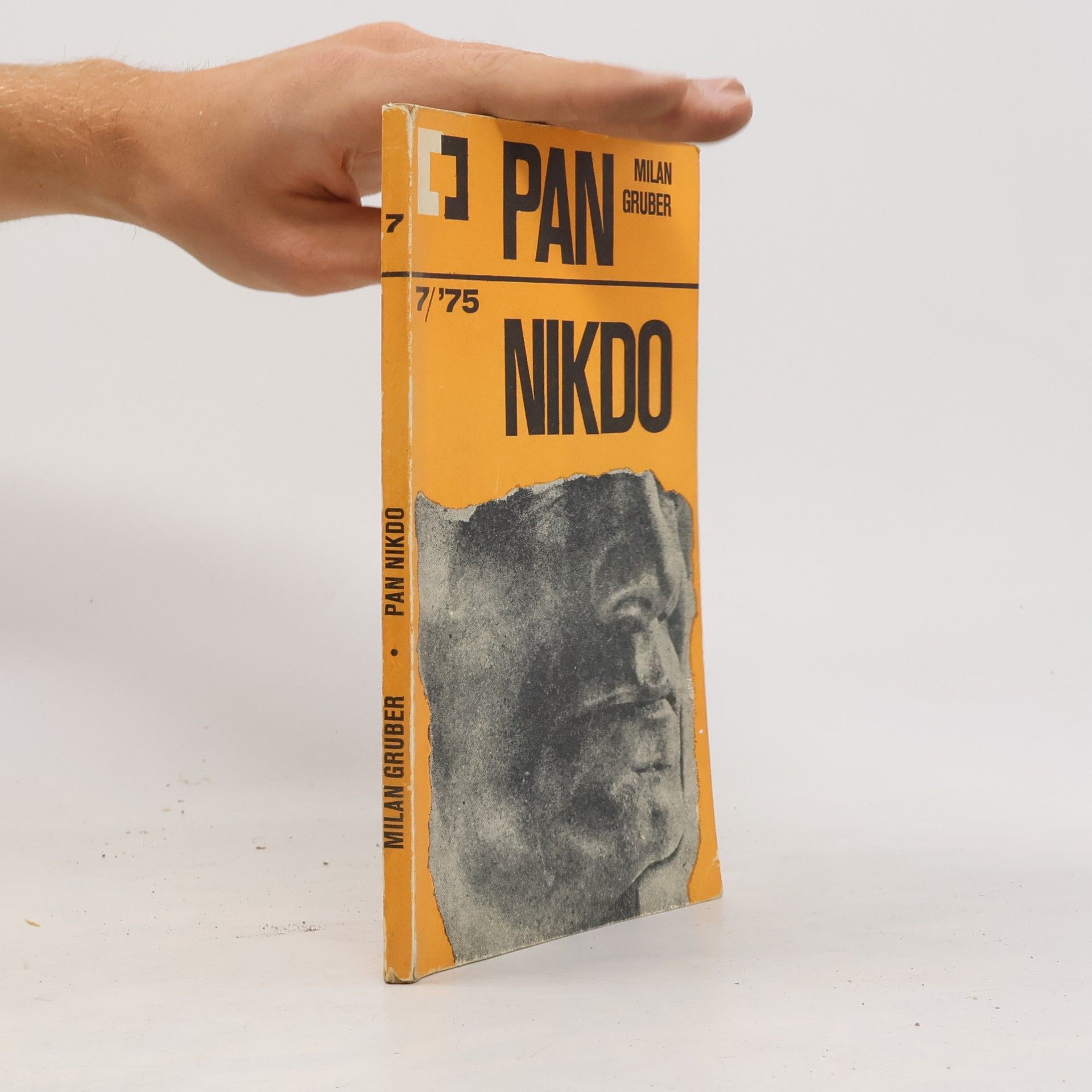 Milan Gruber Magnet 7/1975 Pan nikdo