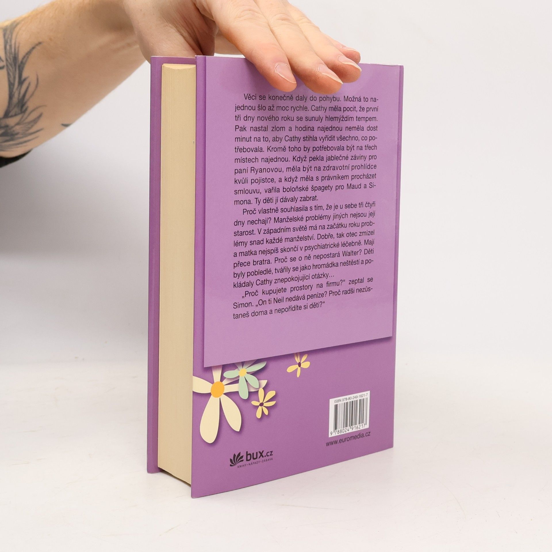 Maeve Binchy Šarlatové pírko