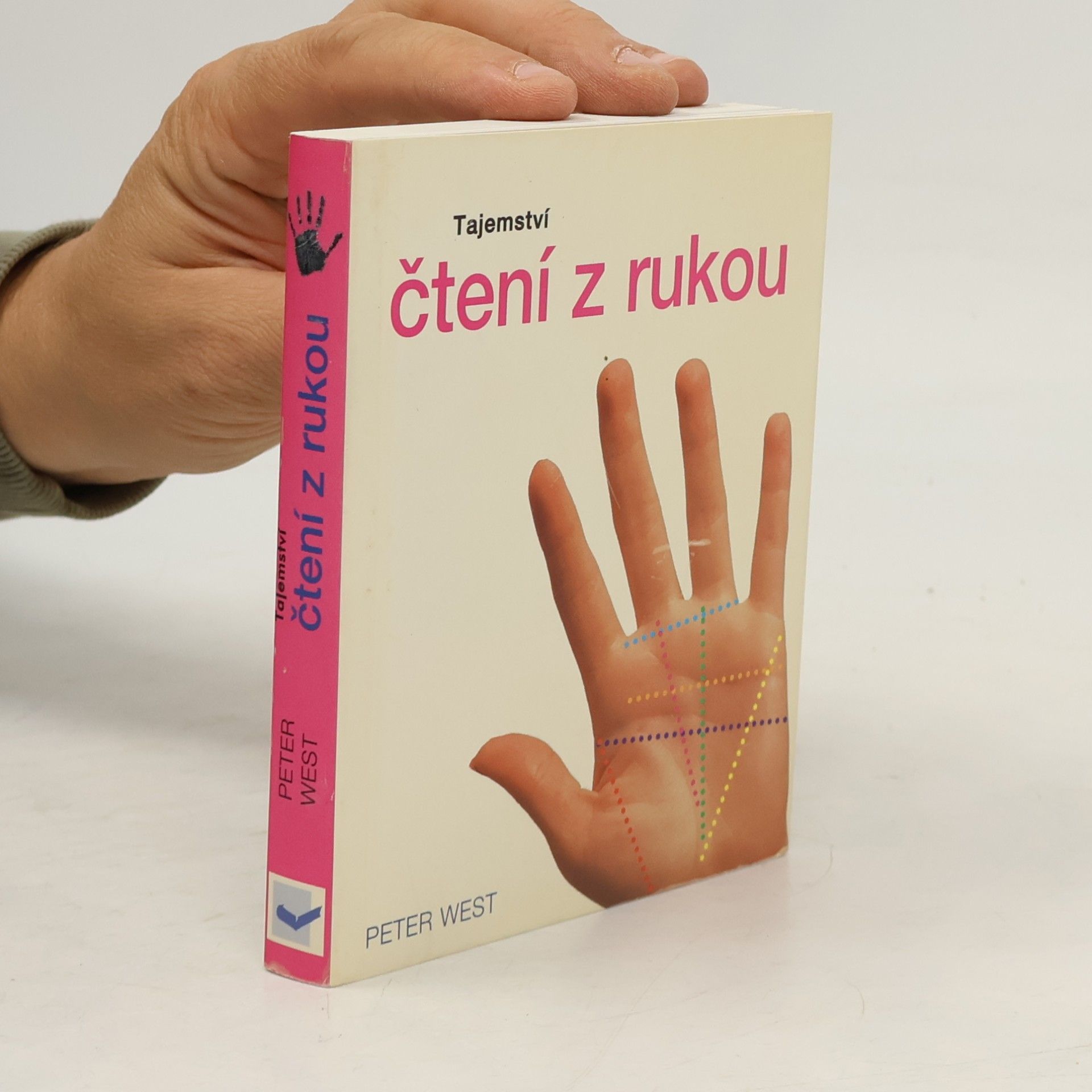 Tajemství čtení z rukou
