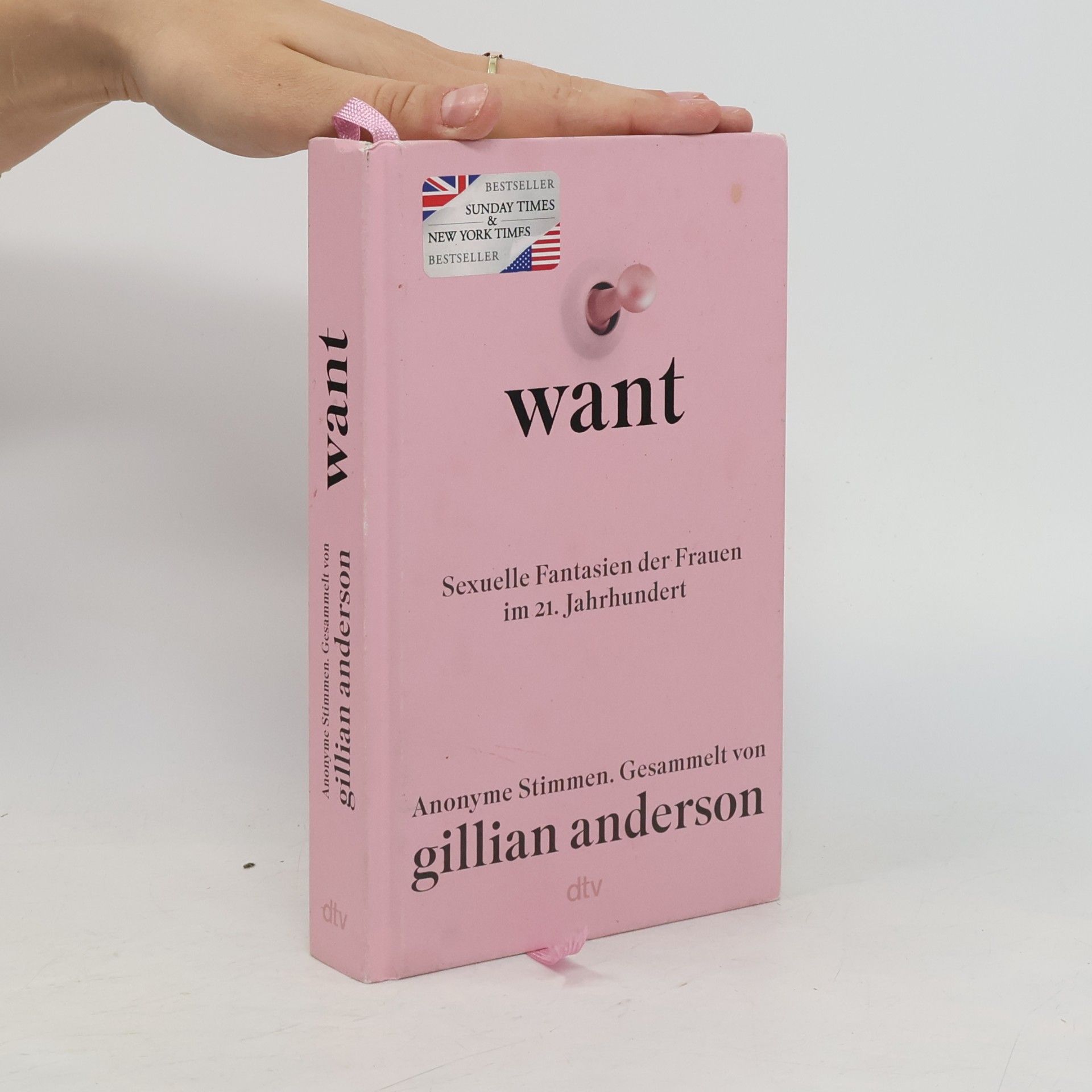 Gillian Anderson WANT