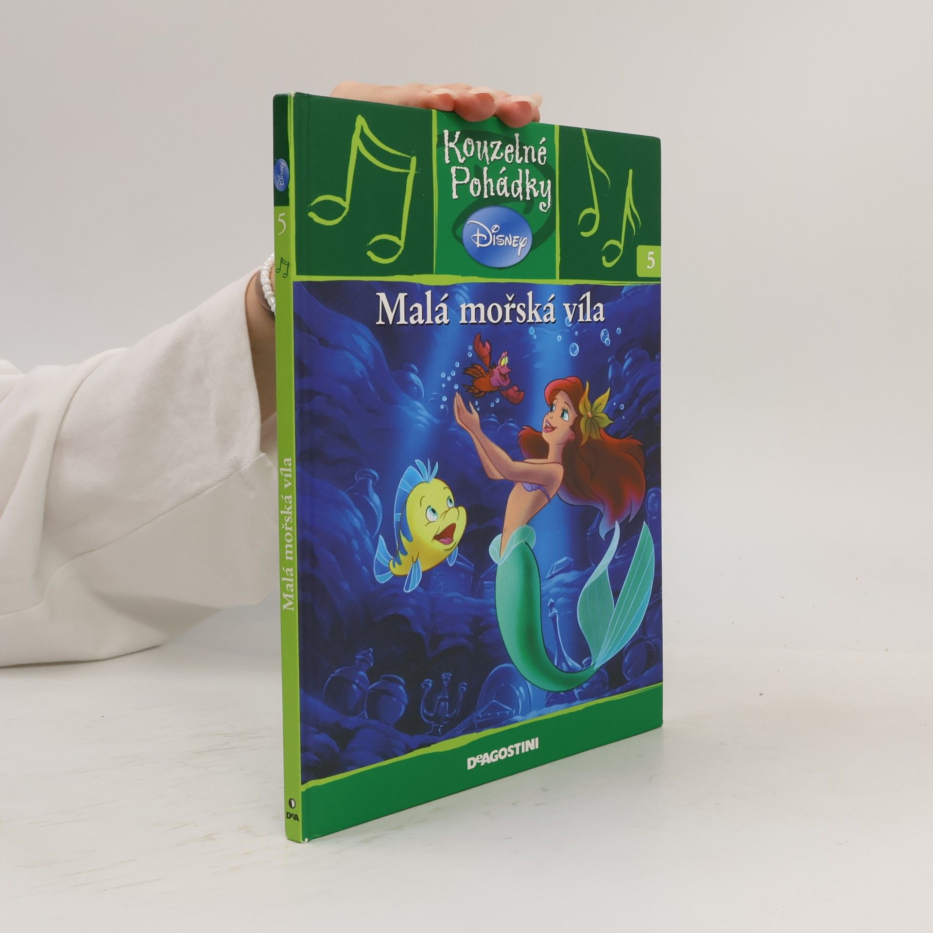 Kolektiv autorů Kouzelné pohádky. Malá mořská víla