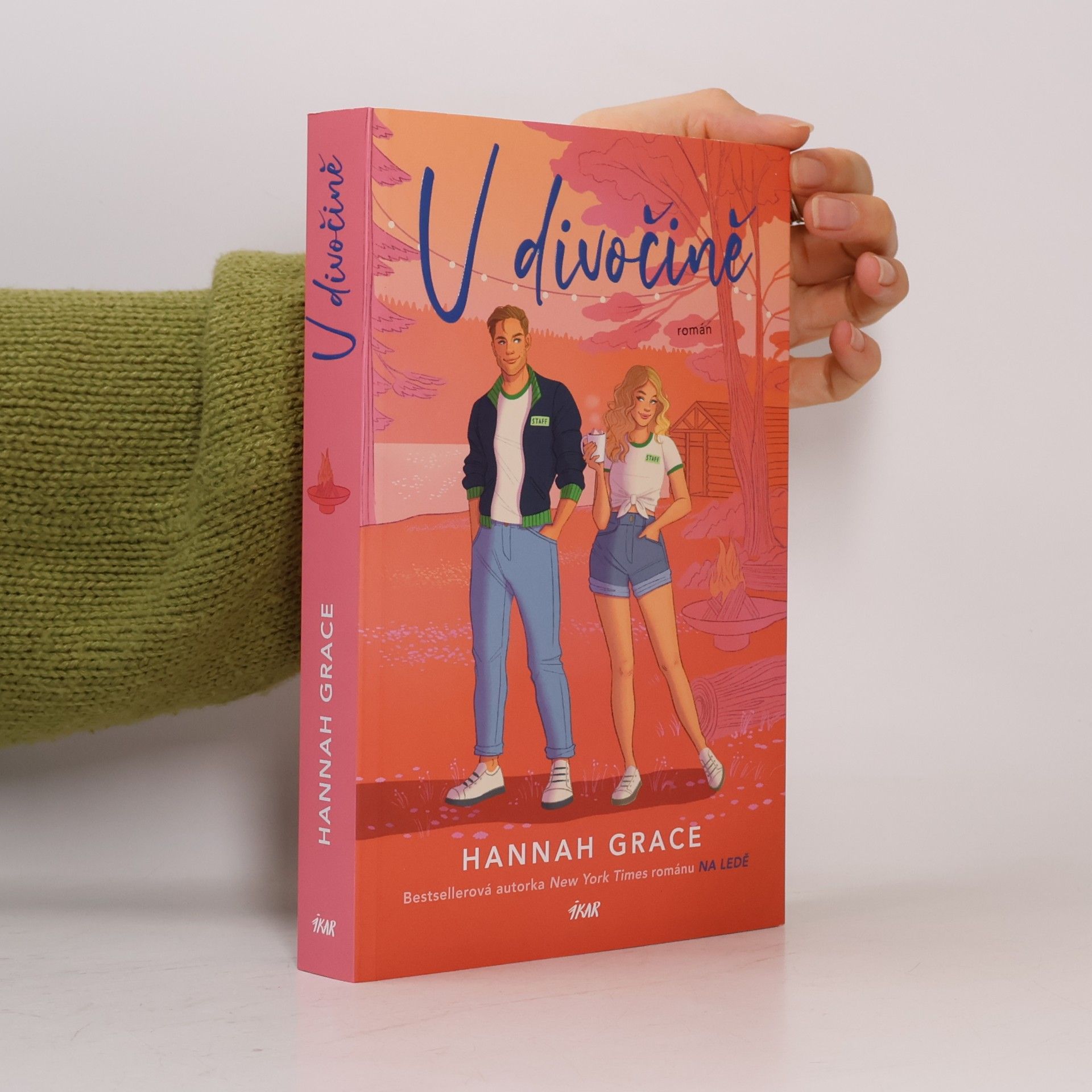 Hannah Grace V divočině