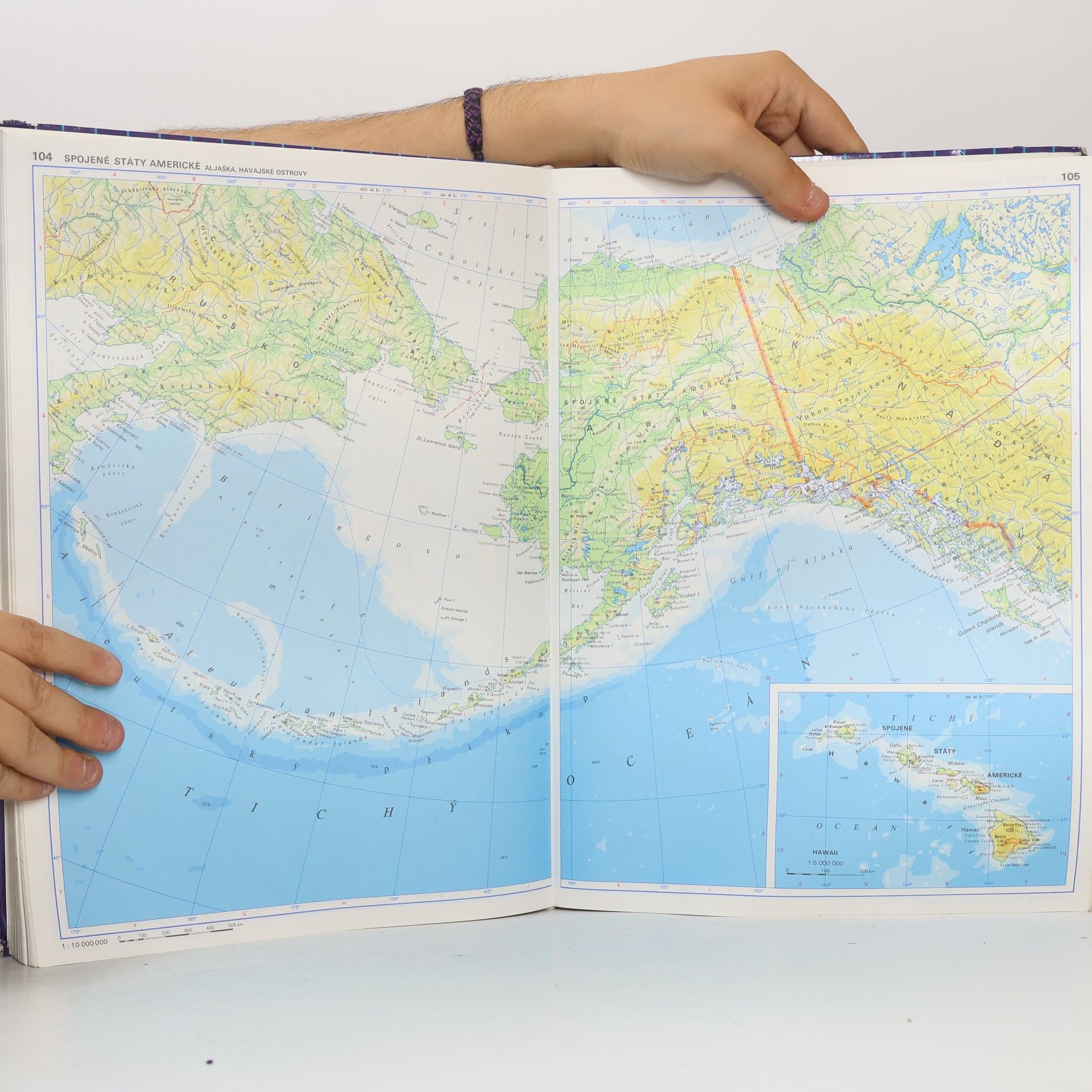 Autorenkollektiv Velký atlas světa