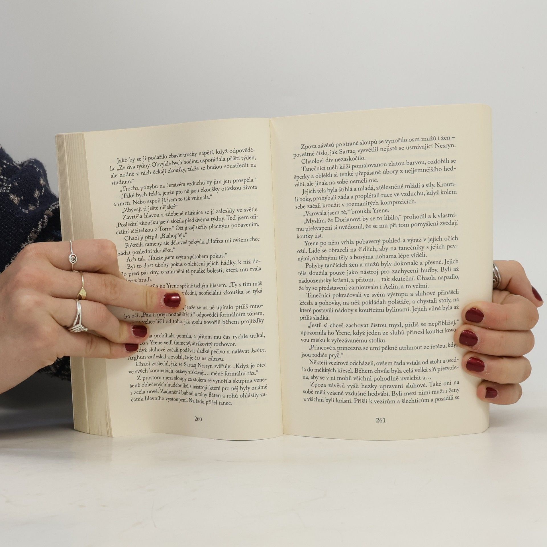 Sarah J. Maas Věž úsvitu