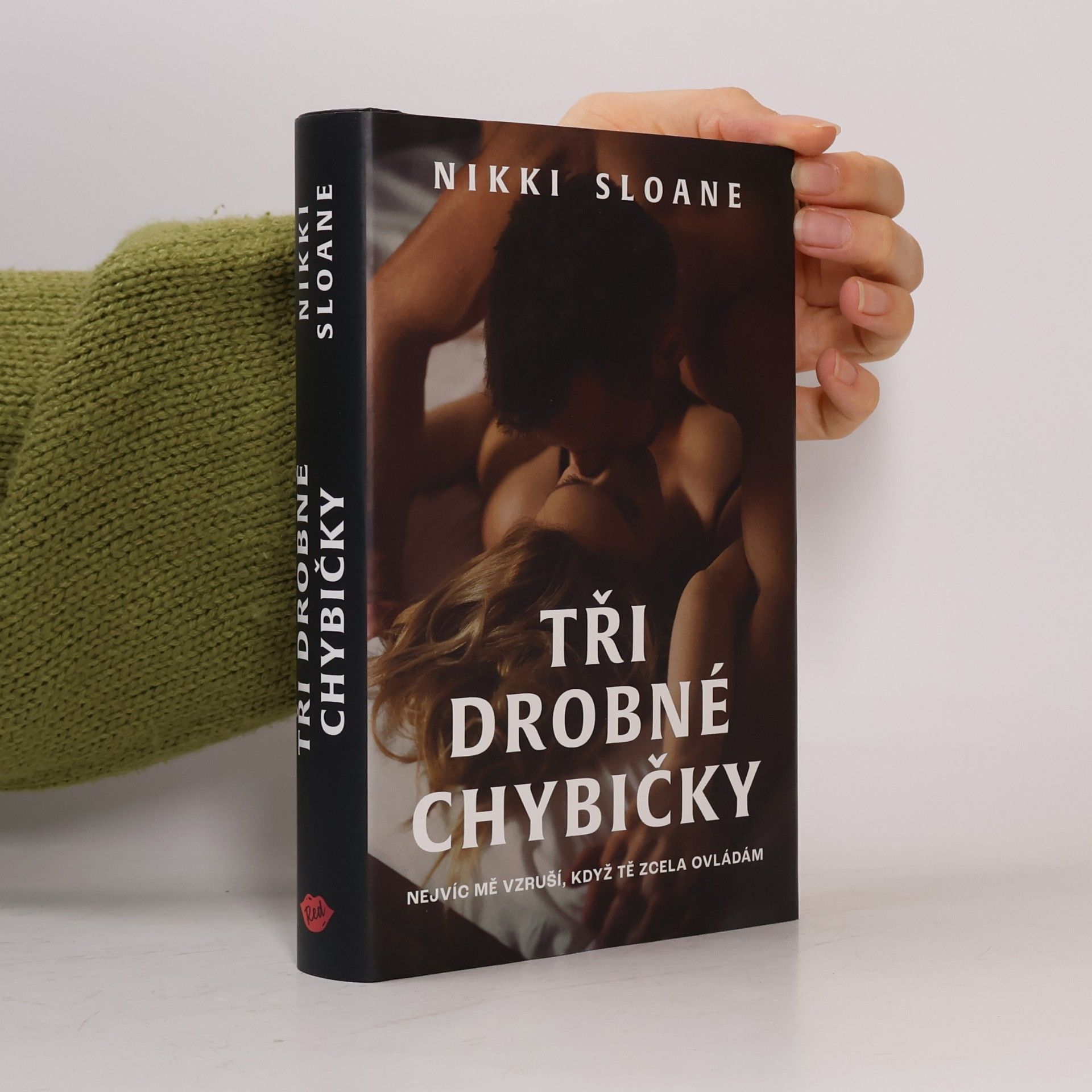 Nikki Sloane Tři drobné chybičky